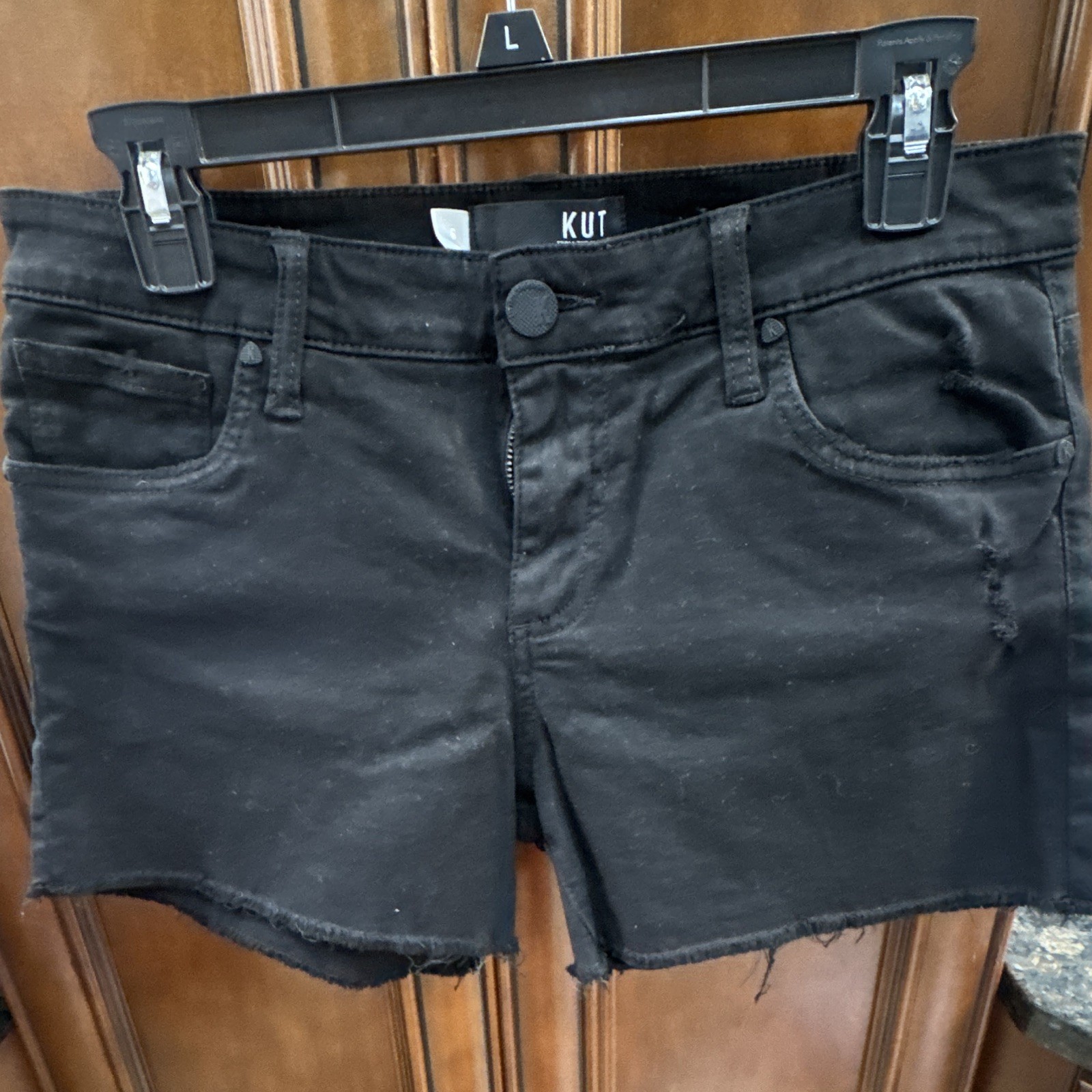 KUT from the Kloth Gidget Fray Short Women’s 6 Black Denim Cutoff Stretch