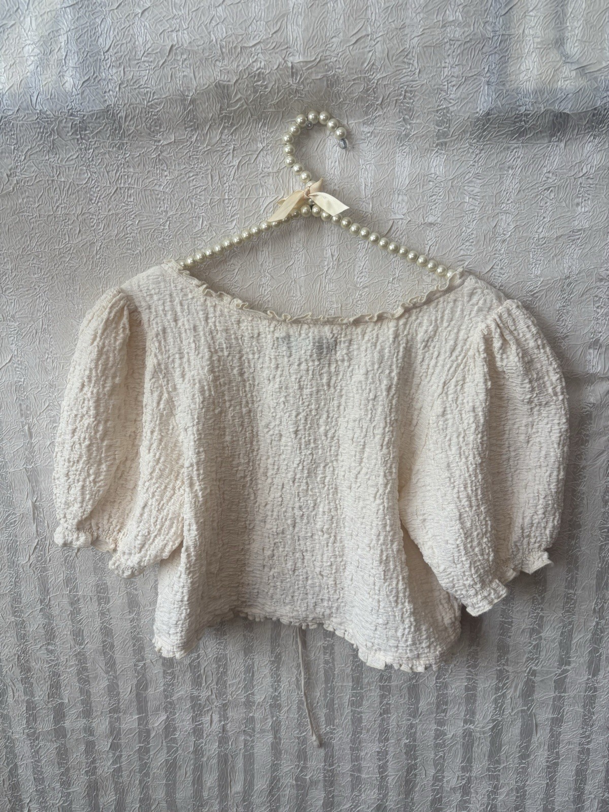 Urban Outfitters Cream Front Tie And Cut Out Peplum Crop Top Puffy Sleeves Large