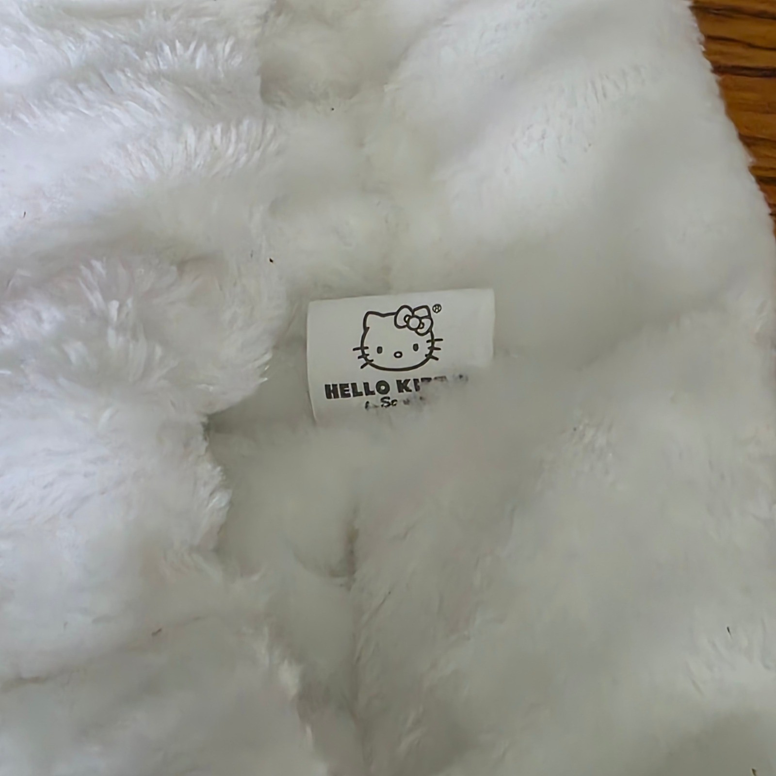 NEW The Crème Shop Hello Kitty Plush Spa Headband White Pink Glitter Bow Sanrio