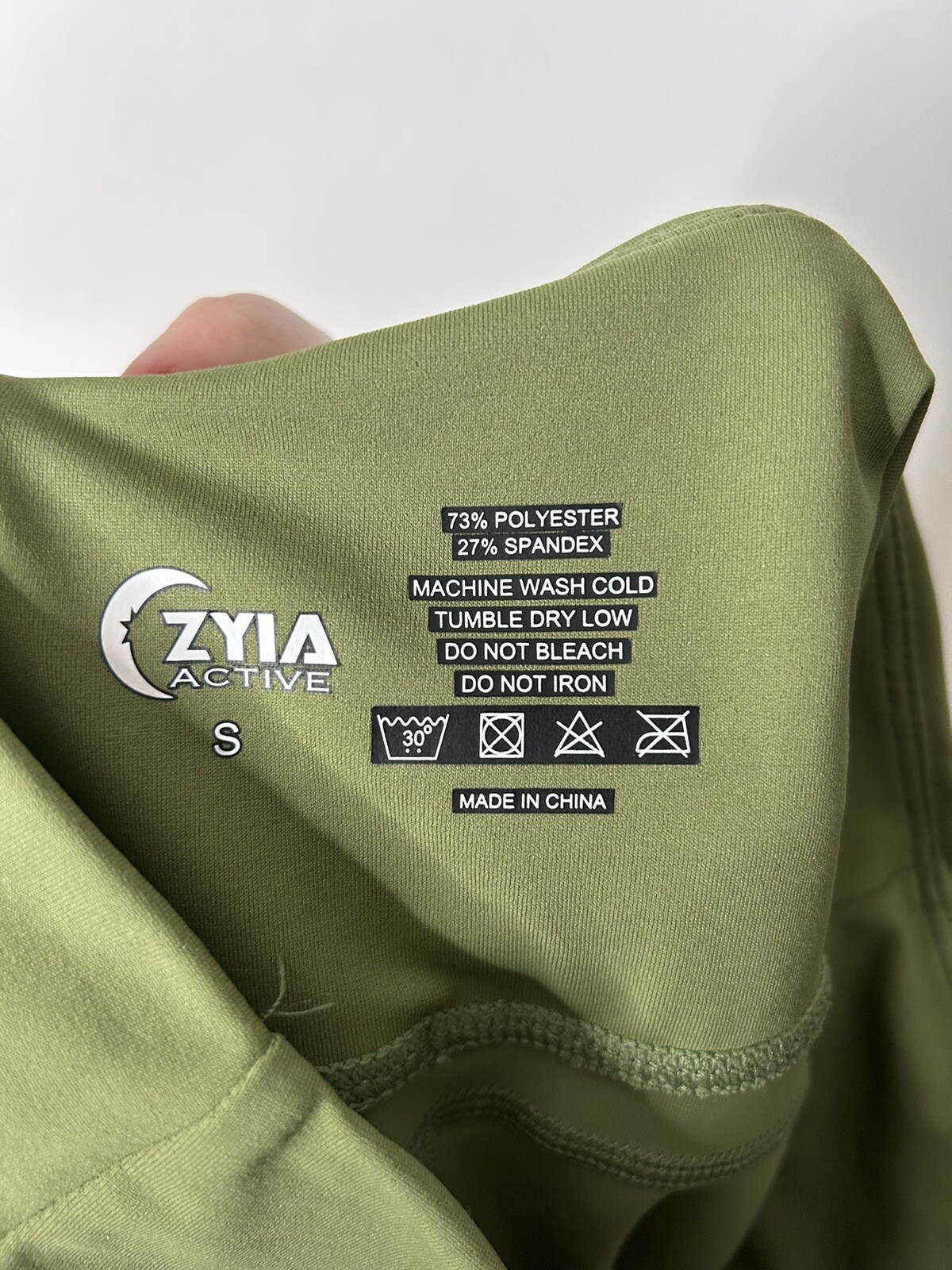 Zyia Active Women Size S Green Poly Spandex Blend Cropped Capri Leggings