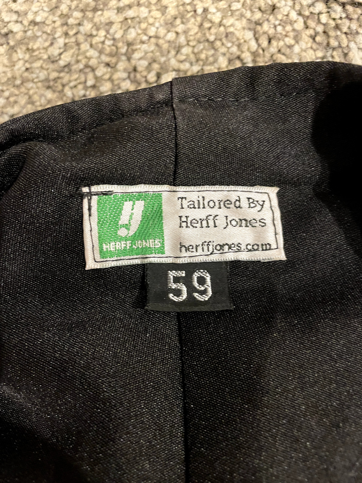 USC Bachelors Graduation Gown Herff Jones Black – Multiple Sizes