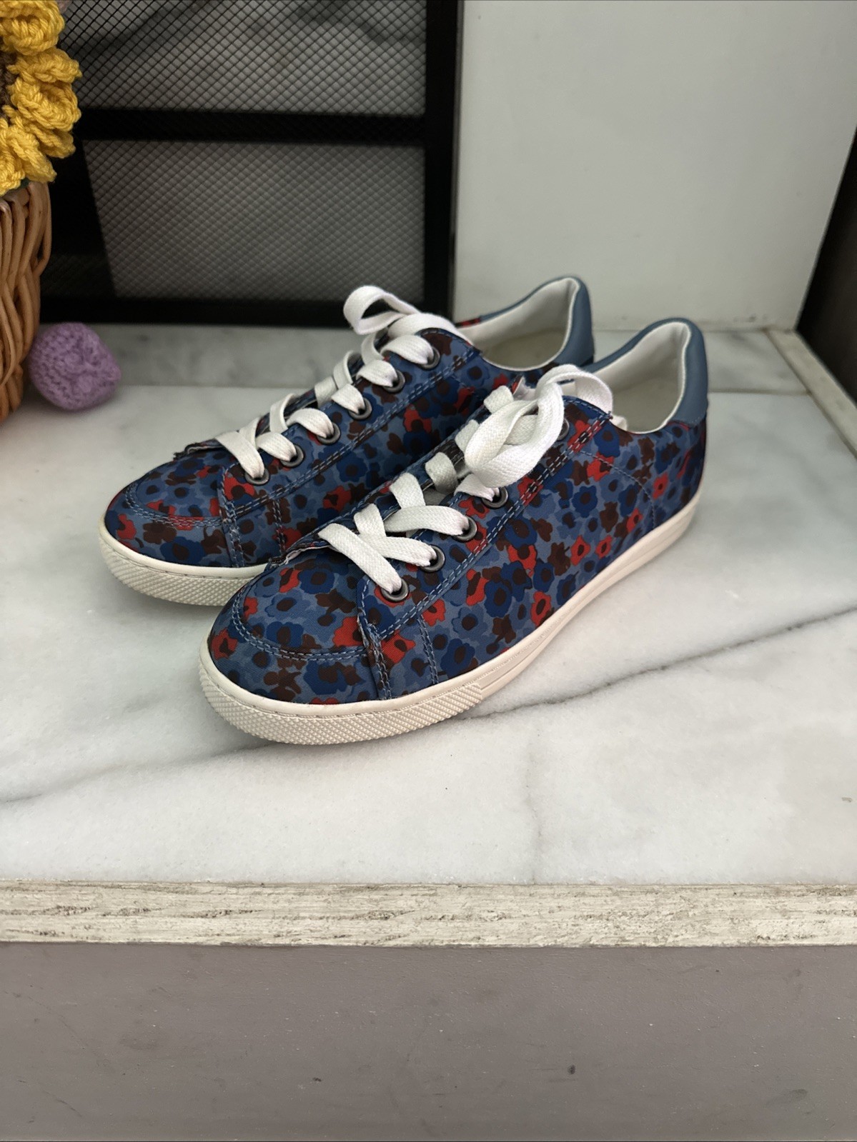 Coach Dust Multi Floral Print Sneakers Womens Size 6 Lace Up Low Top Shoes