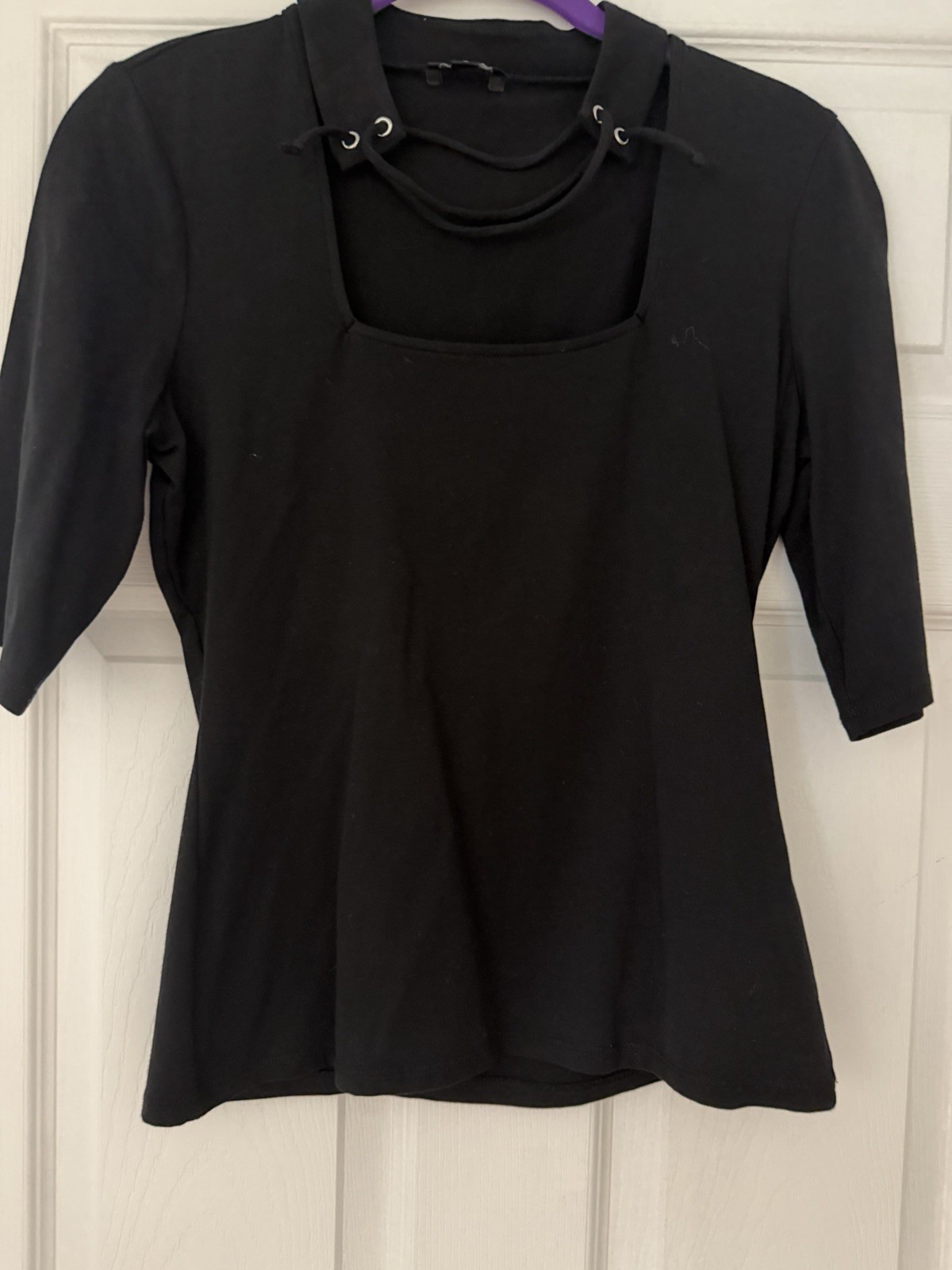 GUESS by Marciano Women’s Black Solid Square Neck Grommet Knit Top 3/4 S