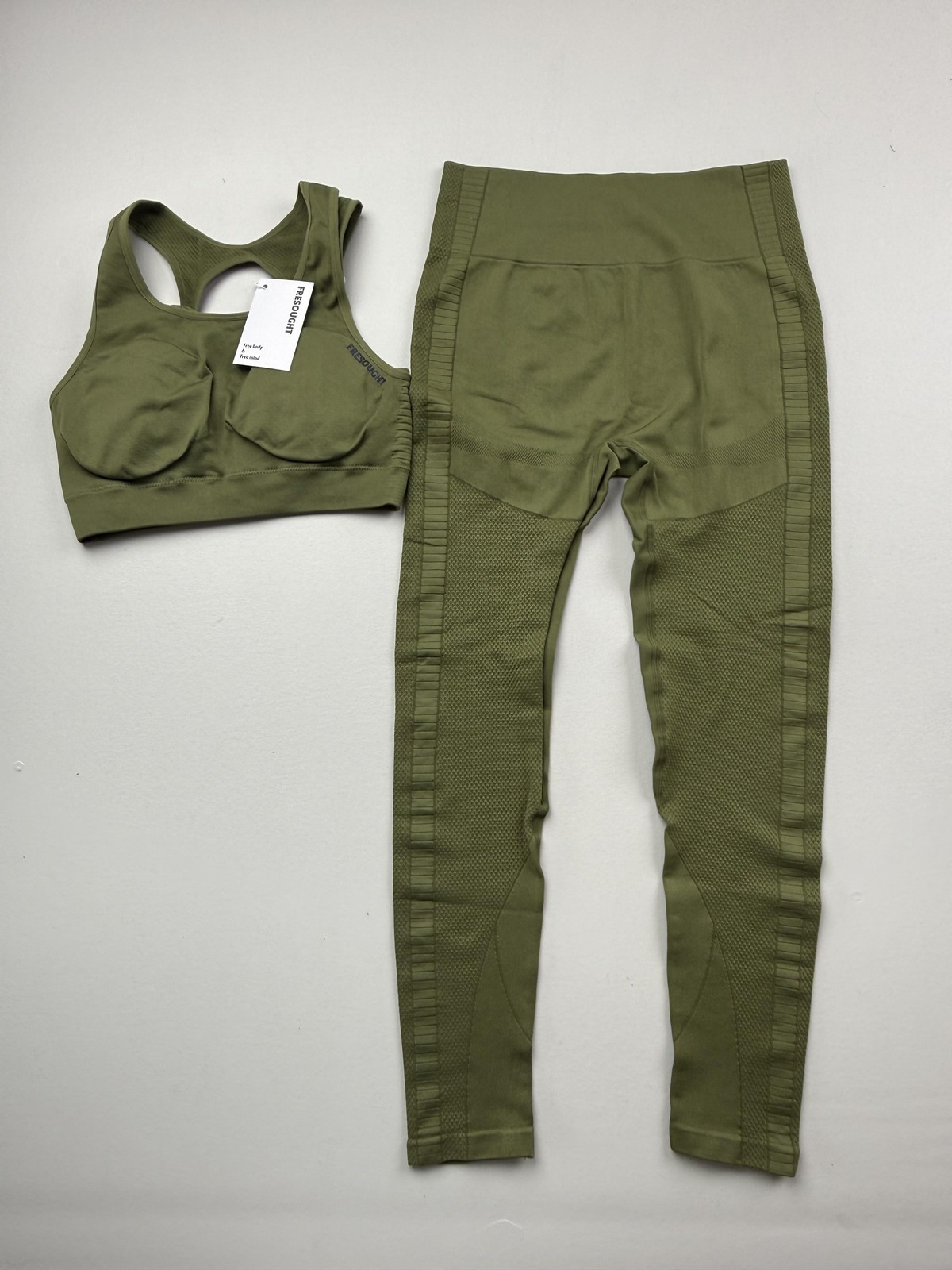 Fresought 2 Piece Workout Set Womens M Green Seamless Sports Bra Leggings Gym