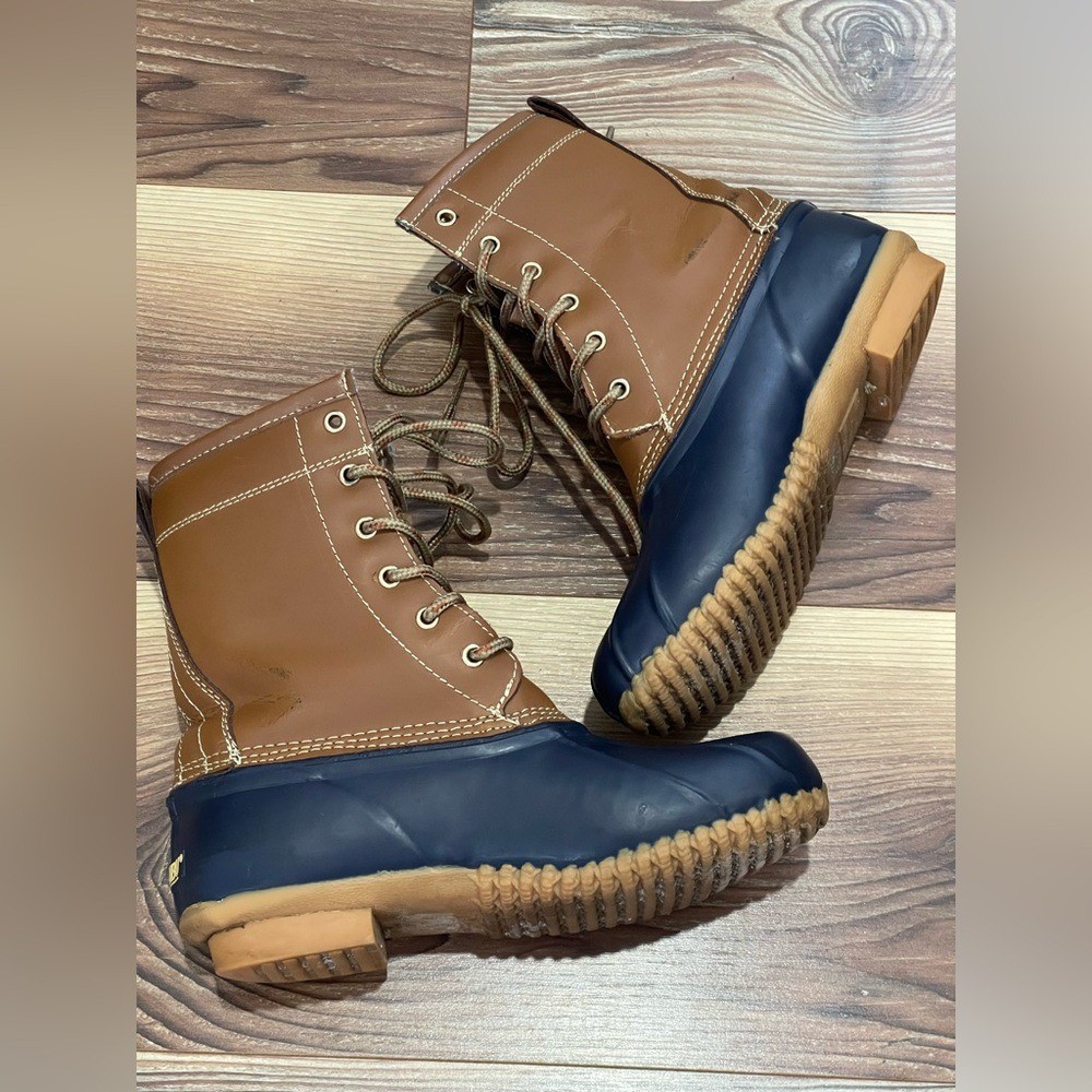 Khombu 6M “Letty” Leather and Man Made Upper Brown and Blue Duck Boots
