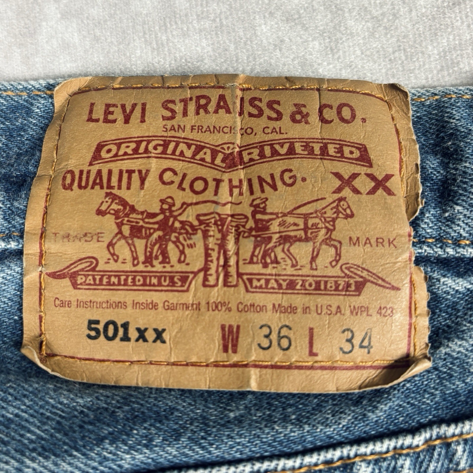 Vintage Levis 501XX USA Made Button Fly Mid Rise Cotton Jeans 36×34 ACTUAL 32×30