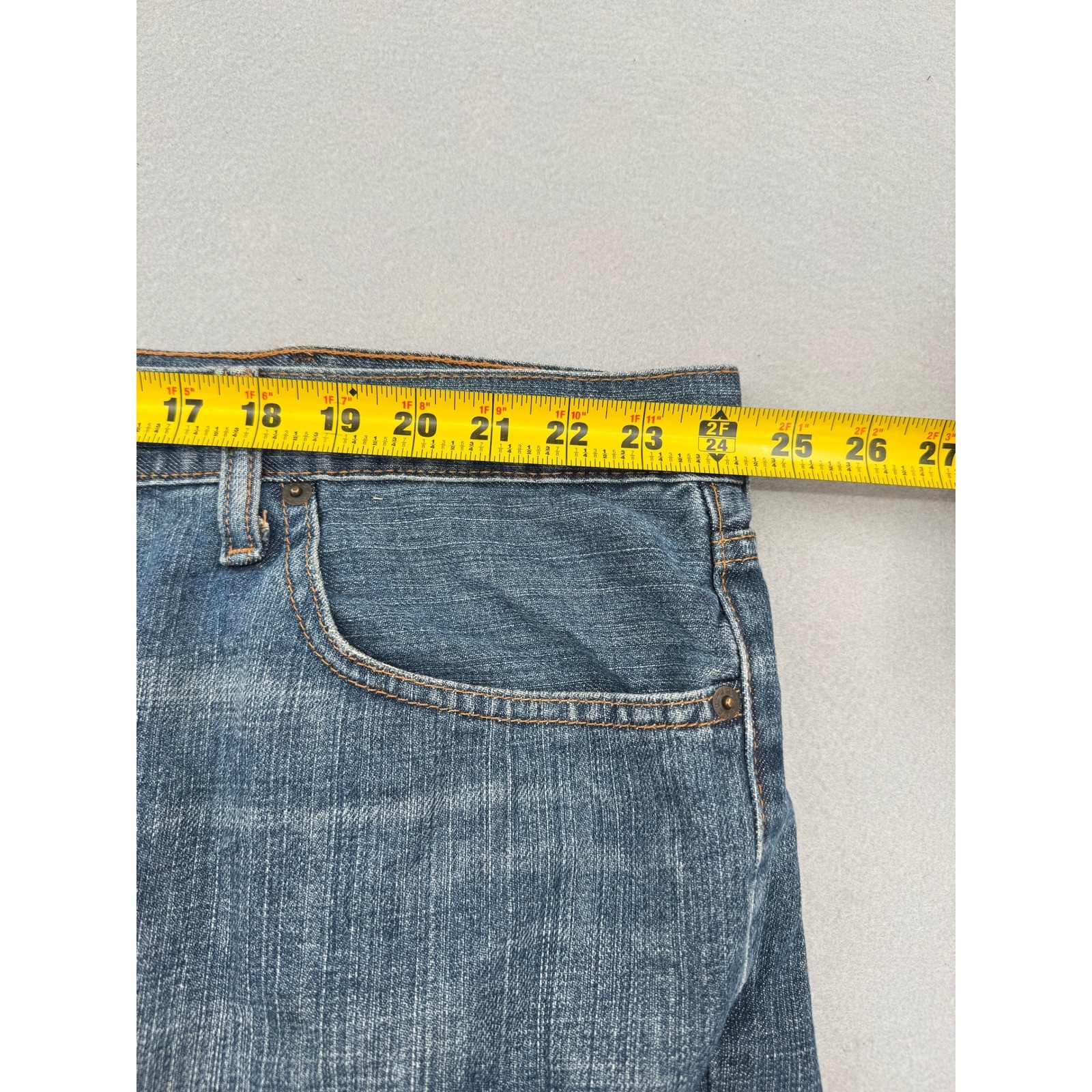 Levis 559 Relaxed Straight Men Blue Denim Jeans 48×30 (48×26) Medium Wash Grunge