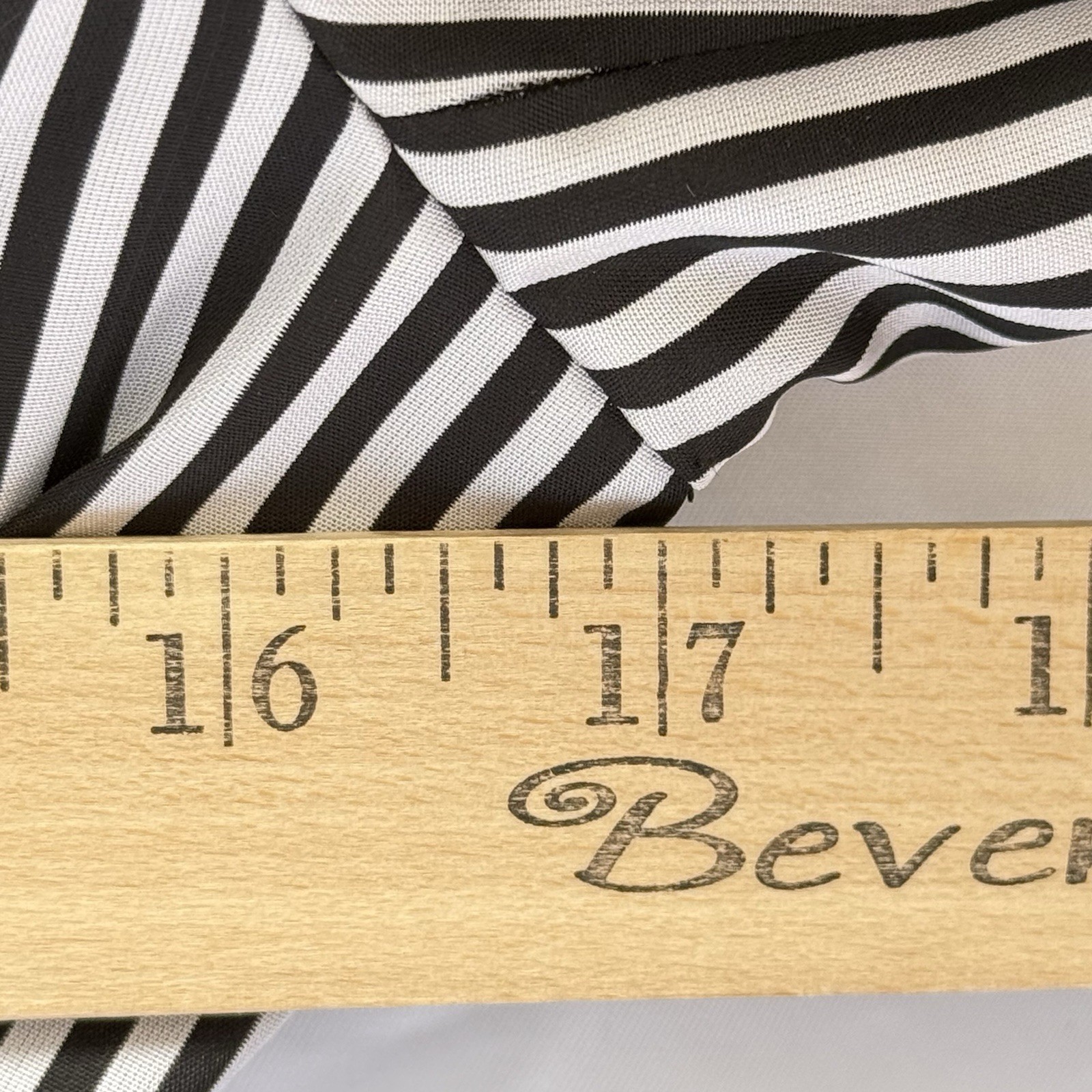 Diane Von Furstenberg DVF Barley Trench Coat w/Belt Sz 8 Black White Striped