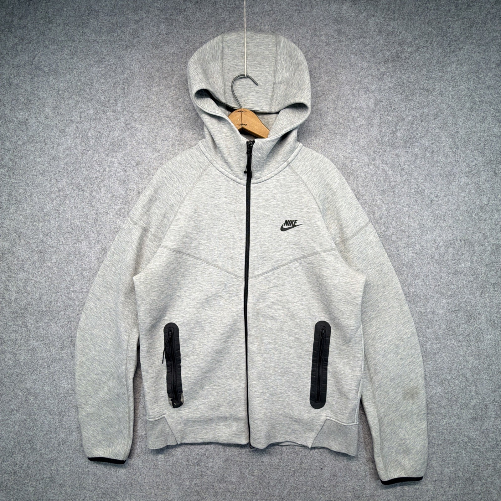 Nike Sportswear Tech Fleece Windrunner Gray Full Zip Hoodie Jacket Men’s Medium