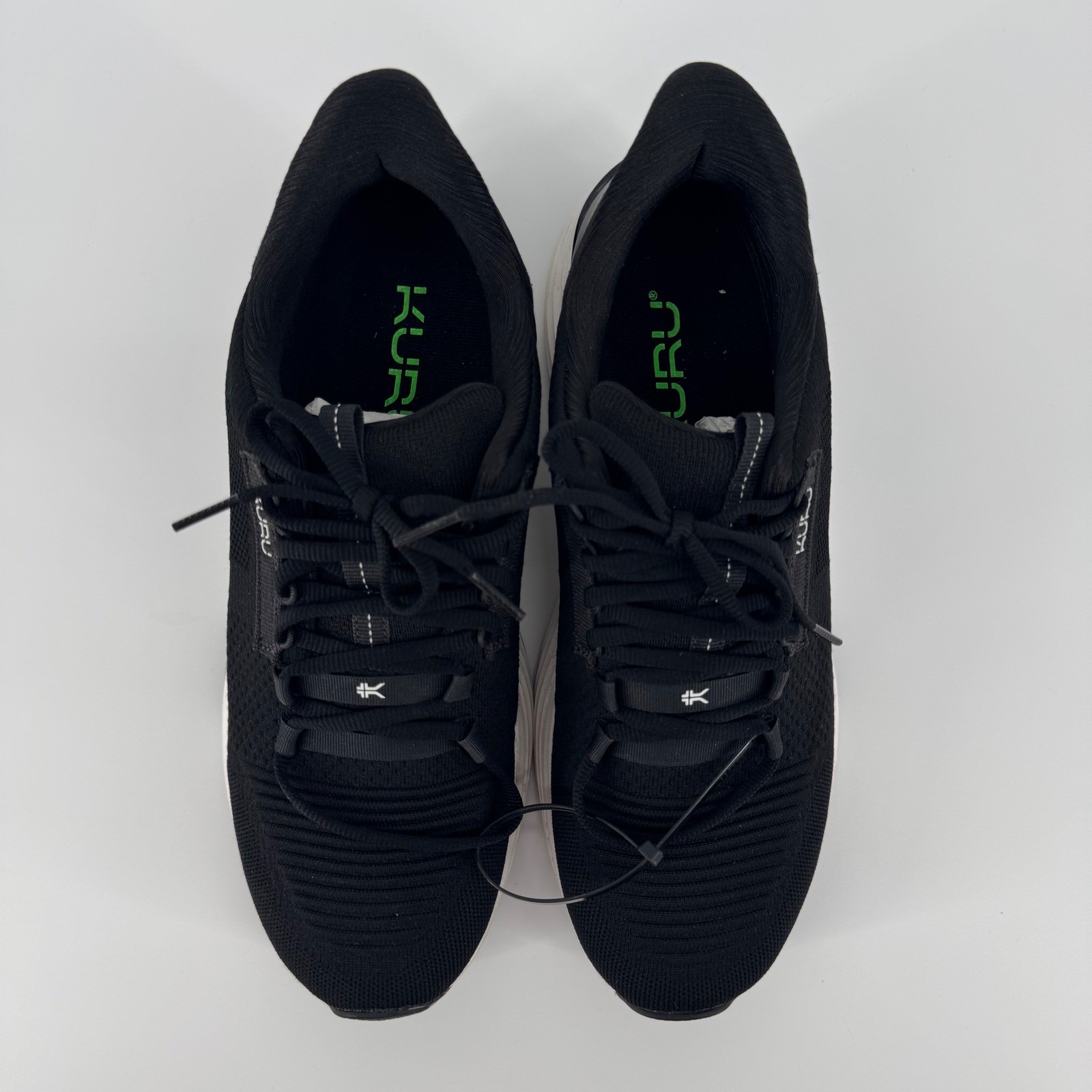 Kuru Atom 2 Men 10.5 Wide Jet Black Bright White Athletic Running Shoes Sneakers
