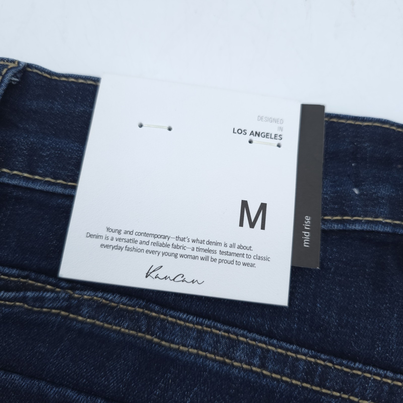 Kancan Shorts M 27 Mid Rise Bermuda Cuffed Blue Dark Wash Stretch 6 Inch Inseam