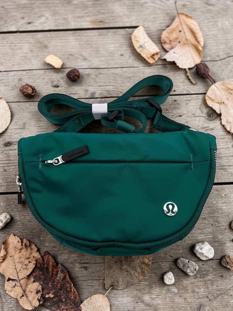 Lululemon ALL NIGHT FESTIVAL BAG 2L Micro Everywhere Belt Bag Foldover in Green