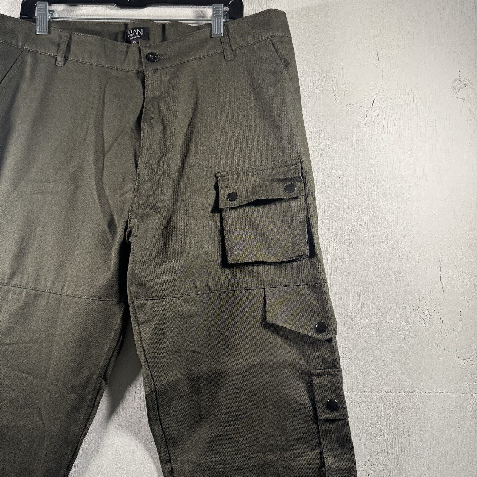 Nova Men Designer Utility Pocket Stacked Graphic Jeans Olive (Size XL Tall)