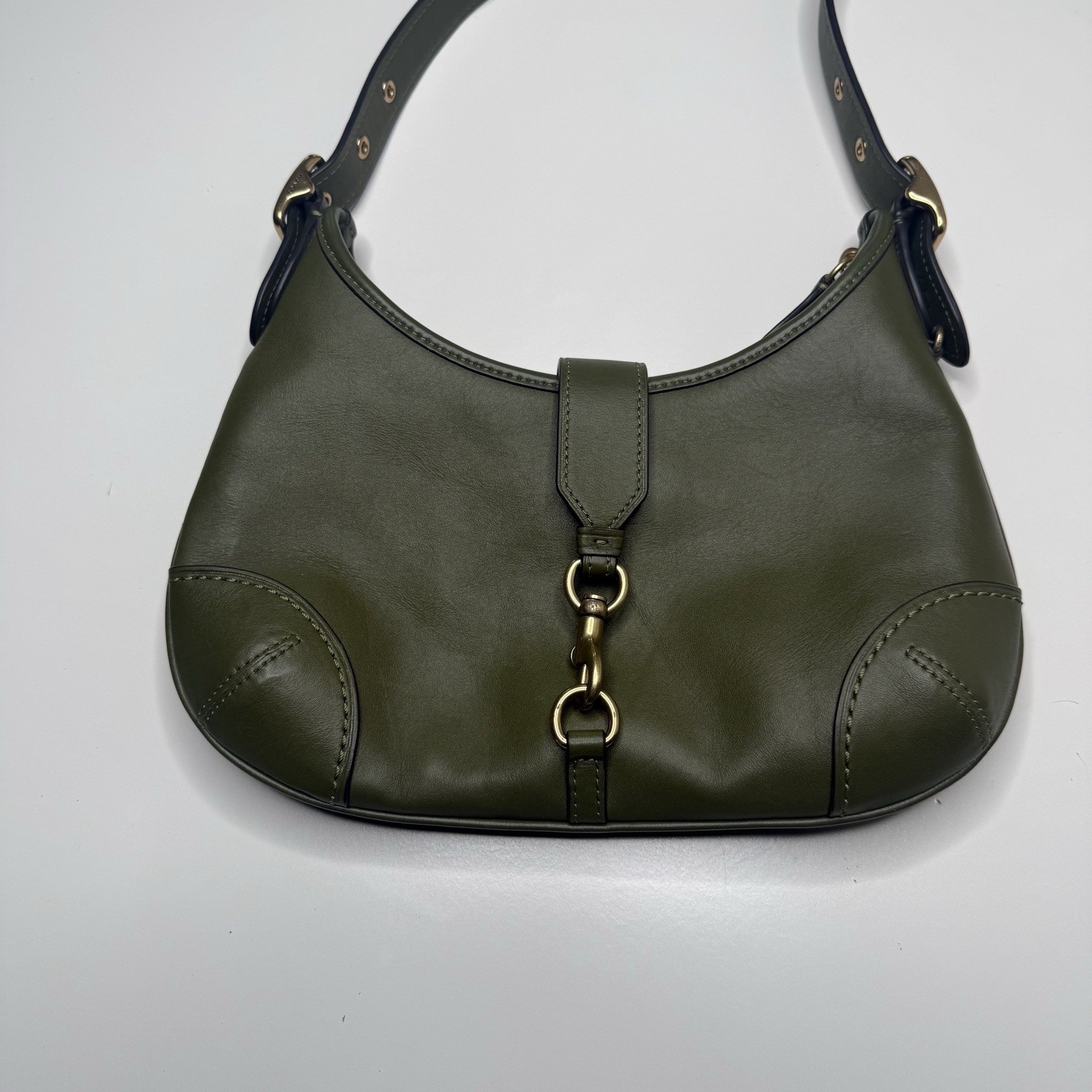 COACH Hamptons Hobo Shoulder Bag CW642 In OLIVE Glovetanned leather Brass