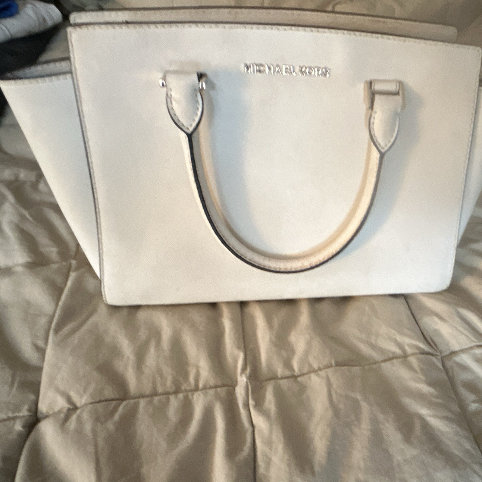 Michael Kors White Satchel Top Handle Bag, Gold Hardware, Logo, Charm, Pockets