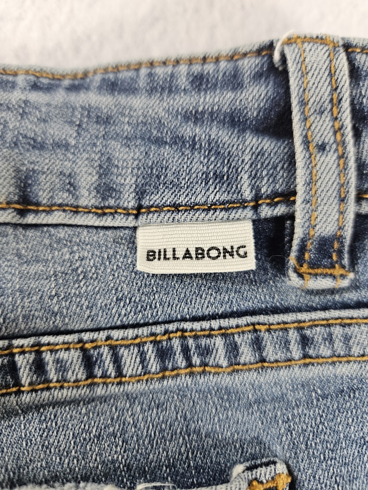 Billabong Distressed Denim Shorts Size 28 Button Fly Cut Off Frayed Hem Blue