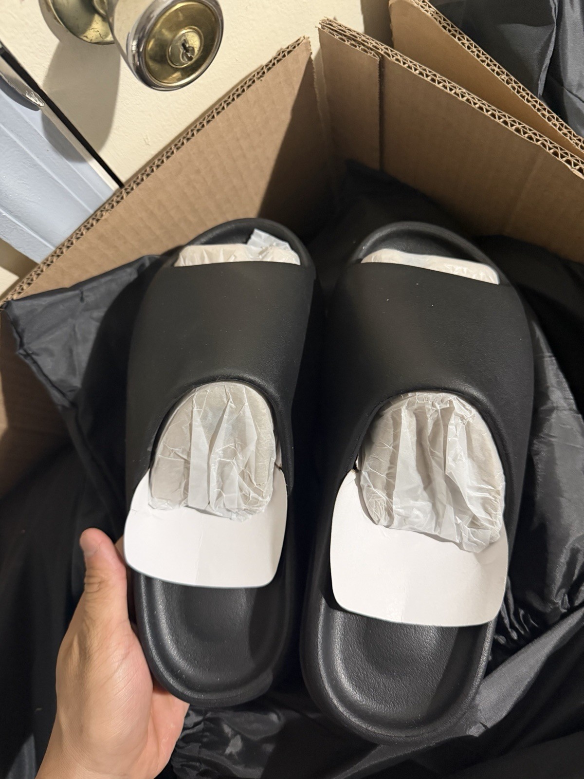 YZY YS-01 (Yeezy Slide) Mens New In Dust Bag SIZE 14