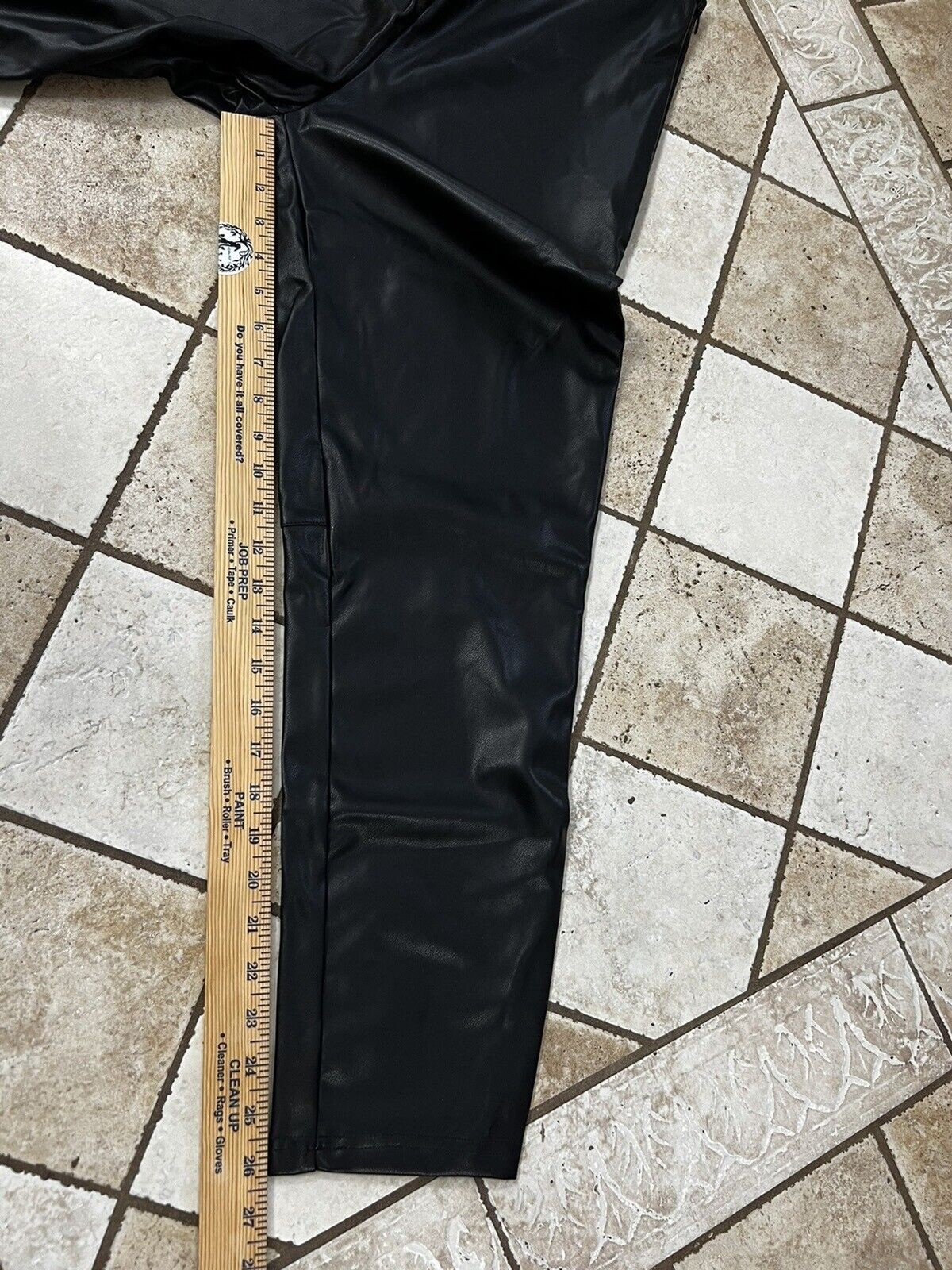 Fabletics Women’s Vegan Leather Pull-On Leggings Black Side Zip XL NWT Stretch
