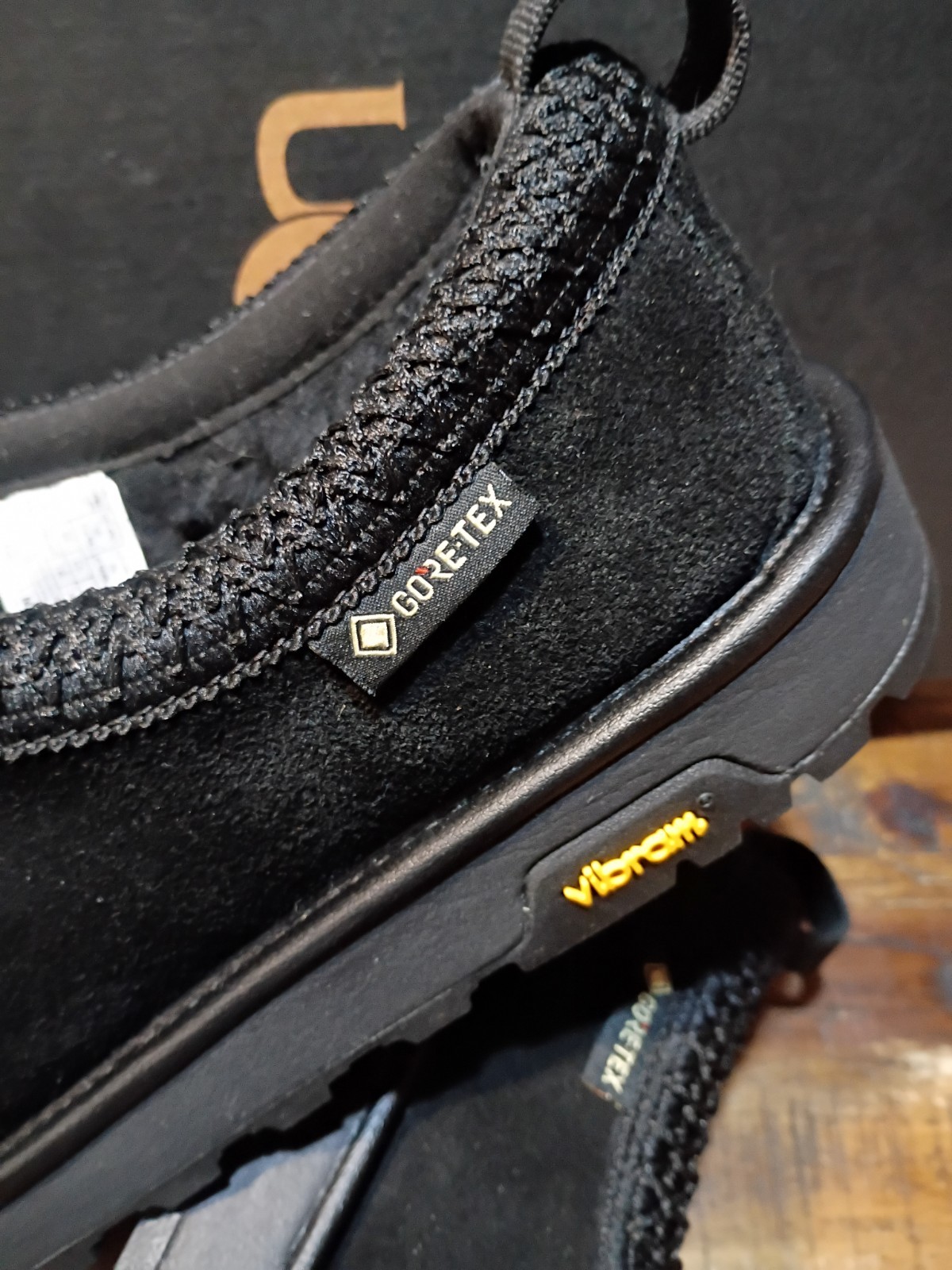 Mens UGG Tasman GORE-TEX & Vibram BLACK Suede & Sherpa 1171304-BLK Sz 10 New