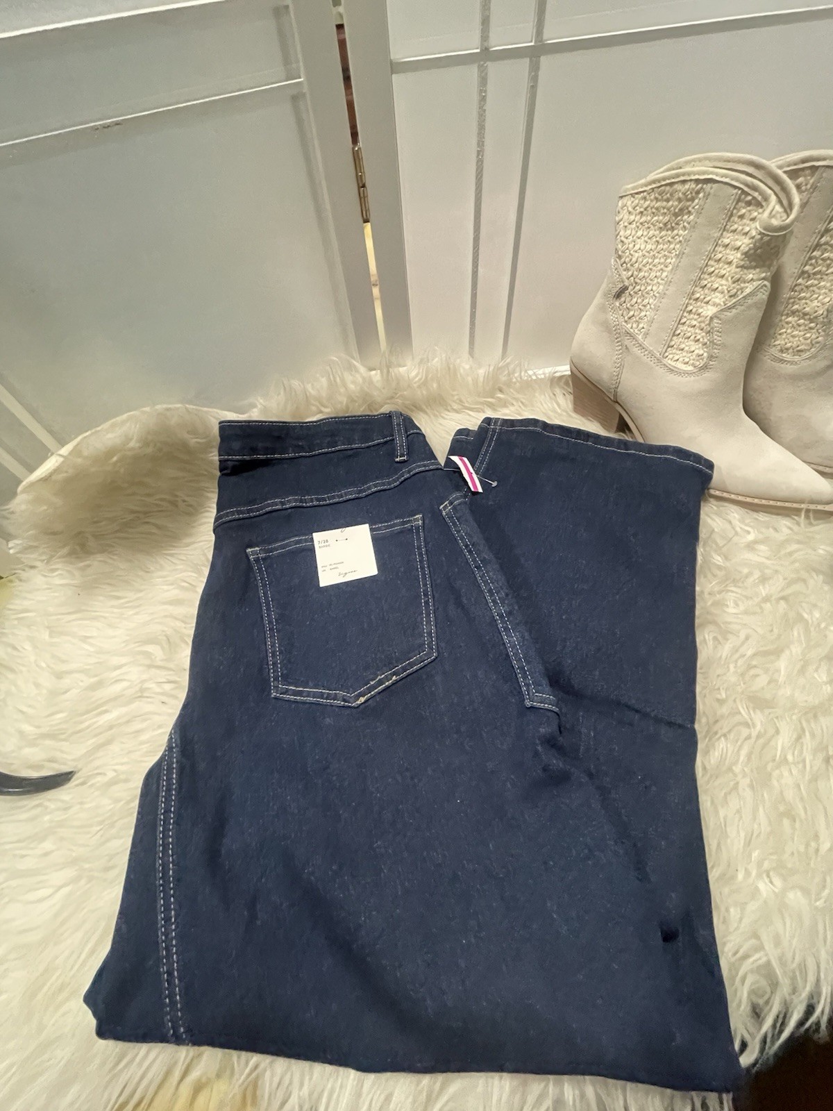 Vigoss Barbie Barrel Jeans SIZE 9/29 High Rise Stretch Dark Blue Denim NWT
