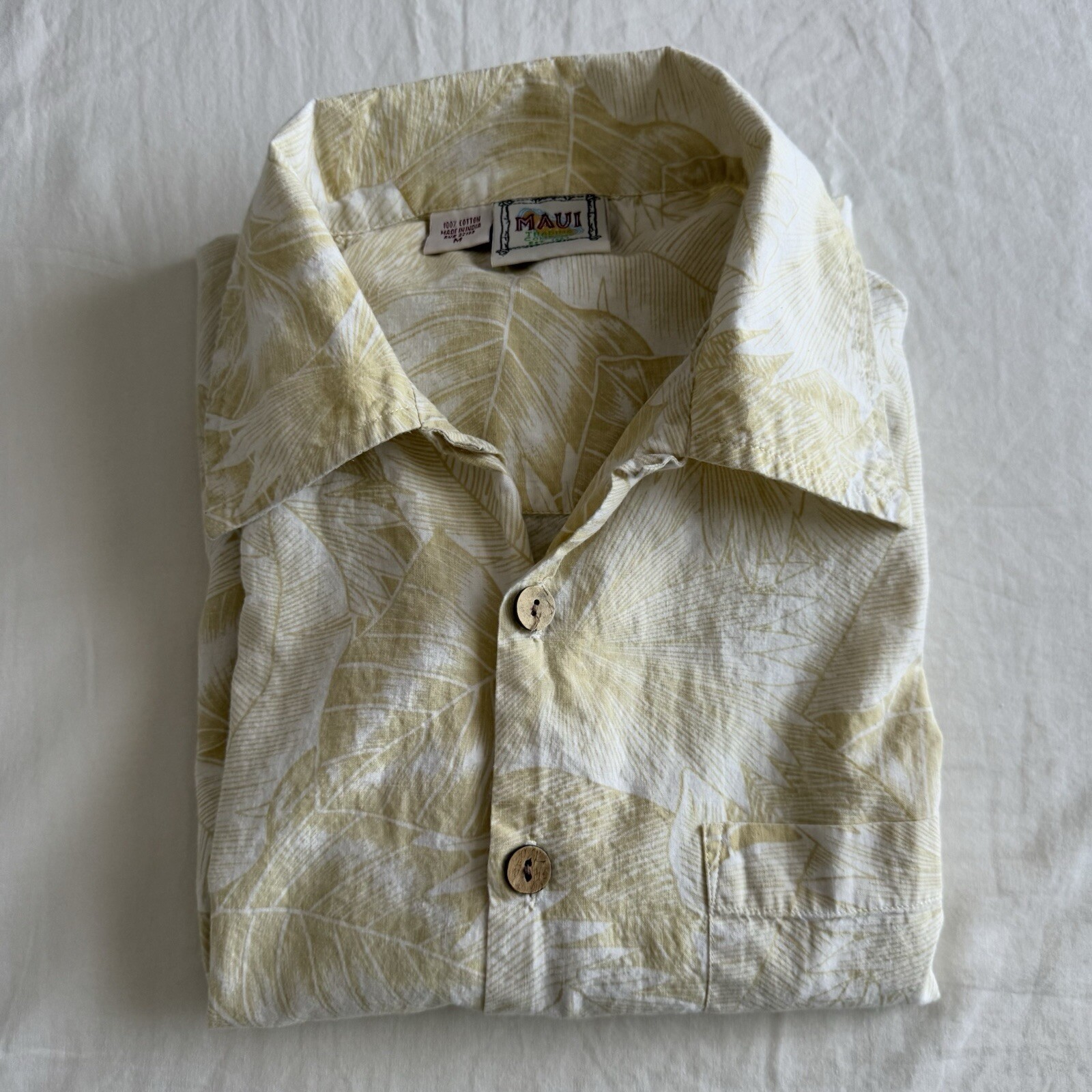 Rare Maui Trading Co Button Up Hawaiian Shirt Men’s M Yellow