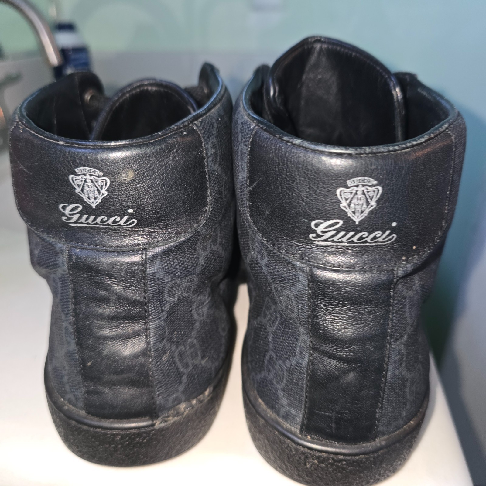 Gucci Men’s Brooklyn GG Supreme Canvas High-Top Sneakers: SIZE US MEN 9