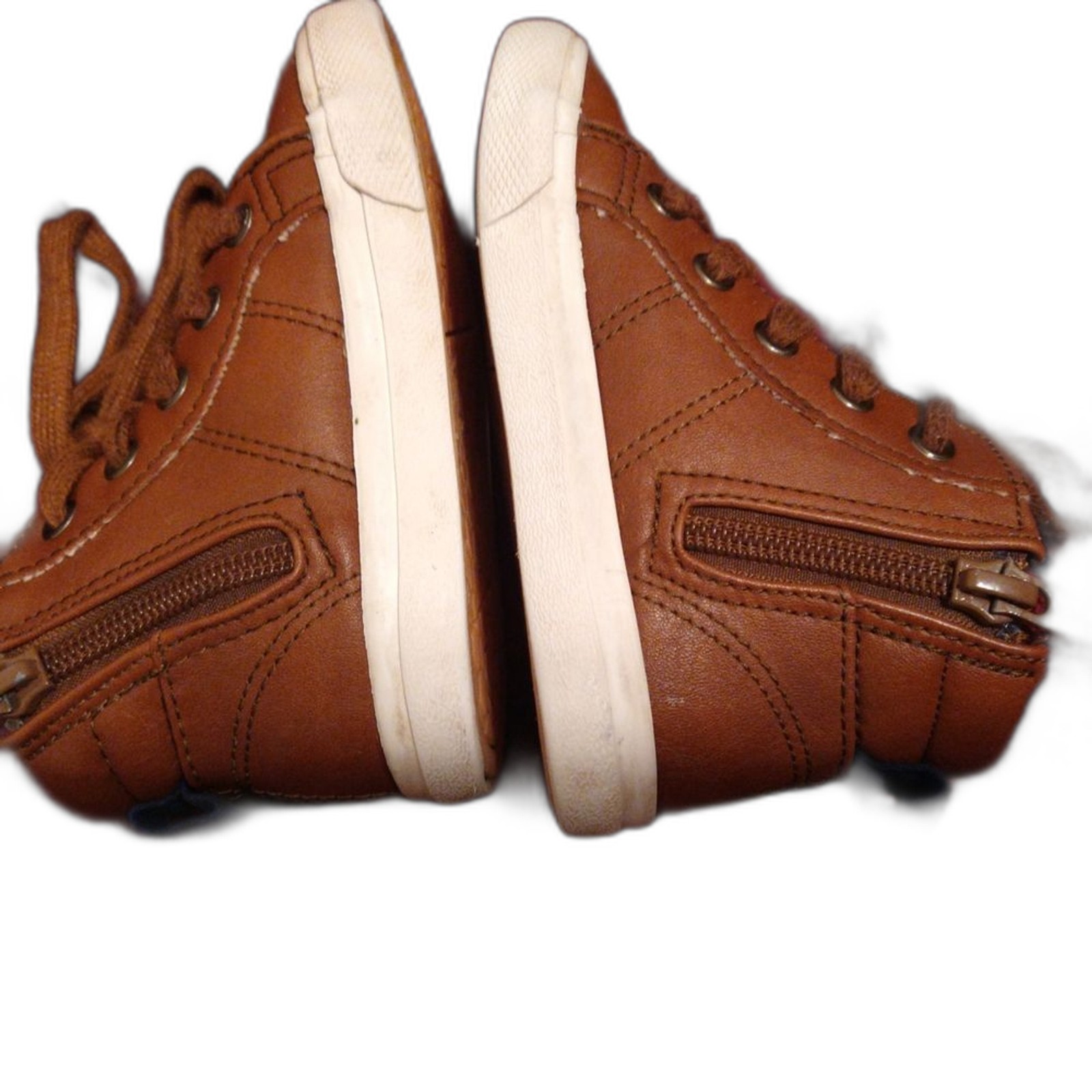 Size 7 Toddler Cat & Jack Brown High-Top Sneakers with White Soles Ties Zipper
