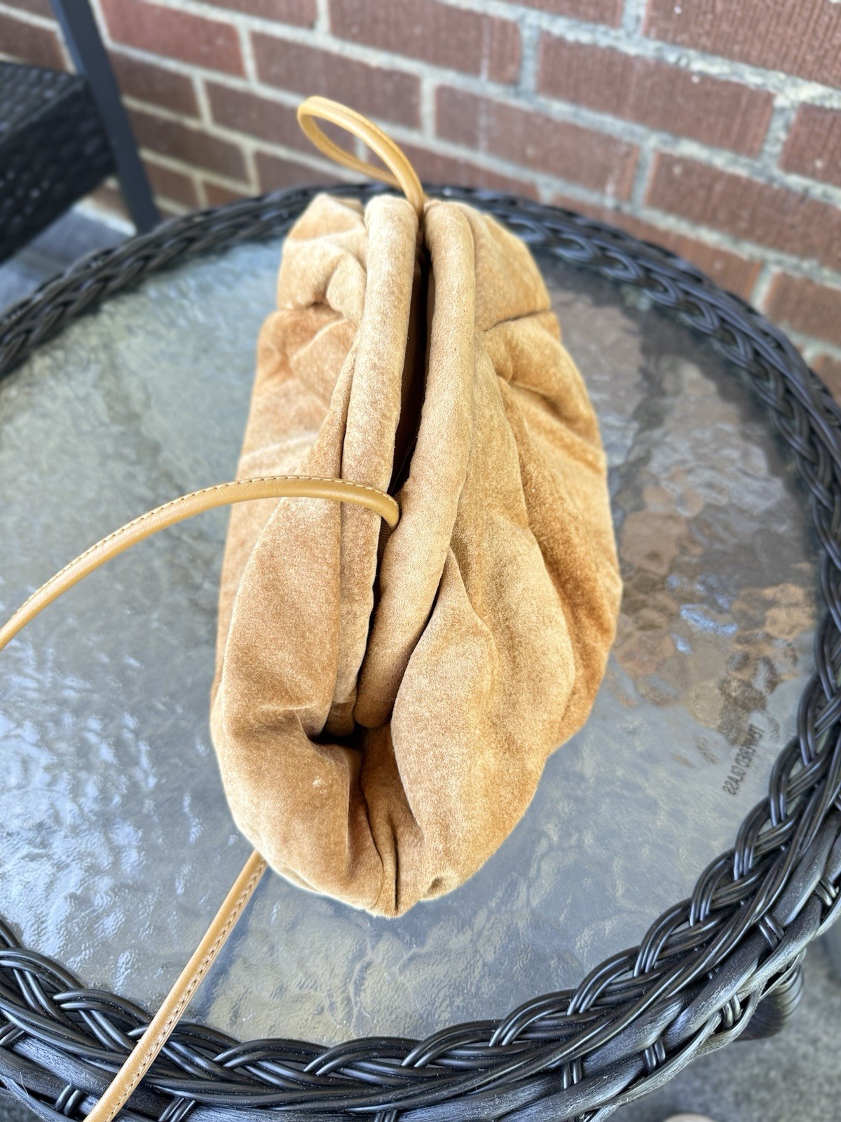 Vintage Park Avenue Int. Pleated Tan Clutch, genuine leather