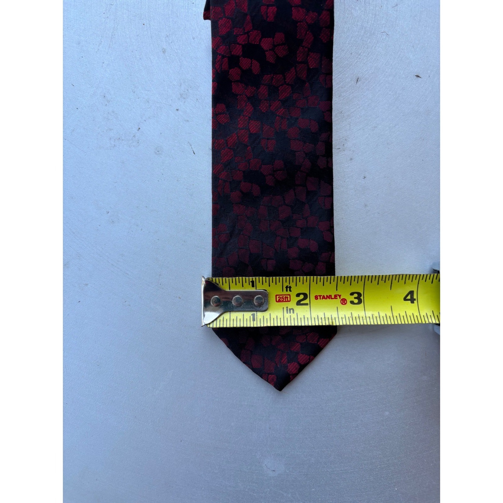 Vintage Commodore Trevira Burgundy Black Geometric Mosaic Necktie 3in Width