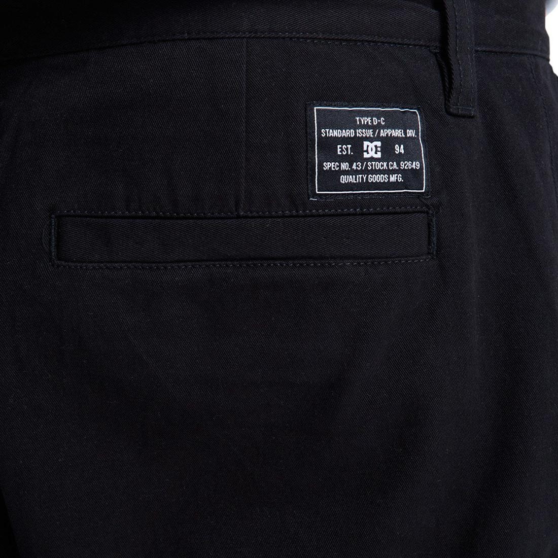 DC Worker Relaxed Chino Pants – Black (SP26)