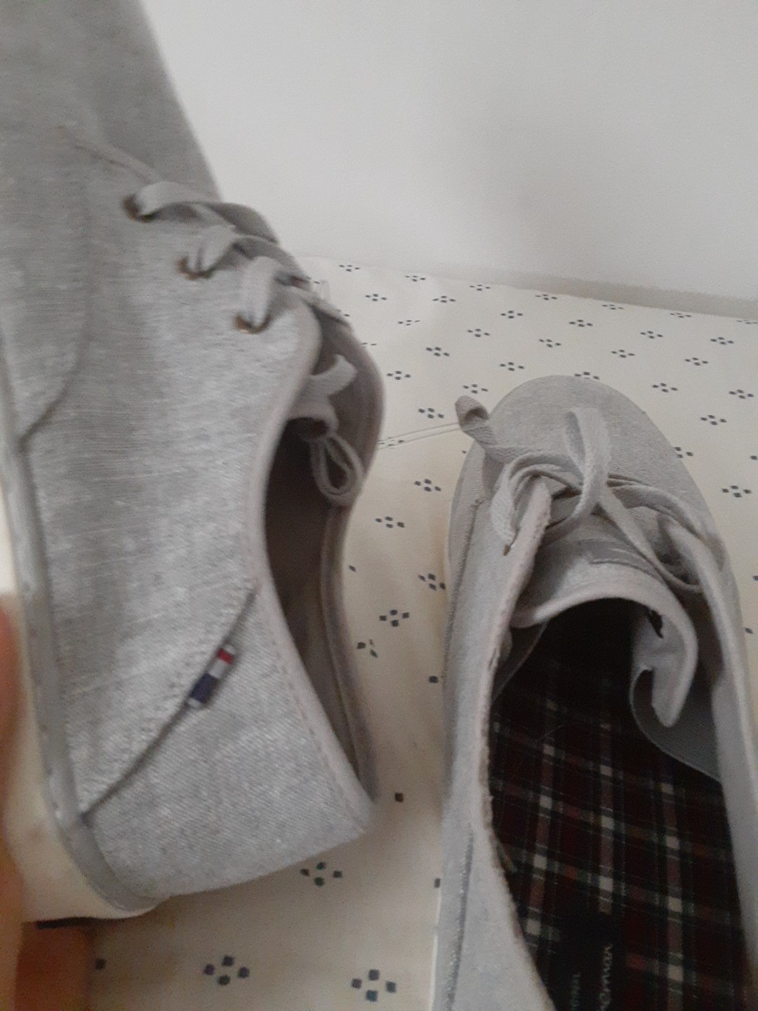 Ben Sherman Men’s Slip On Comfort Shoes Size 11.5 Grey And White