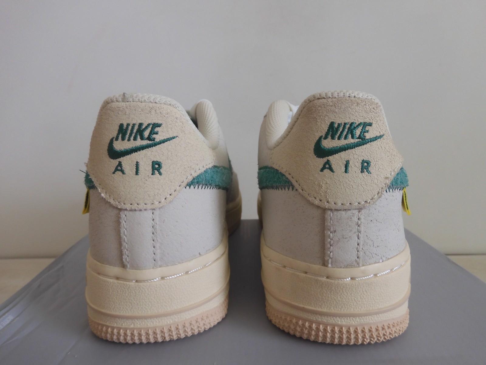 Nike Air Force 1 (GS) Triple Black Black-Black-Black Sz 5Y [314192-009]