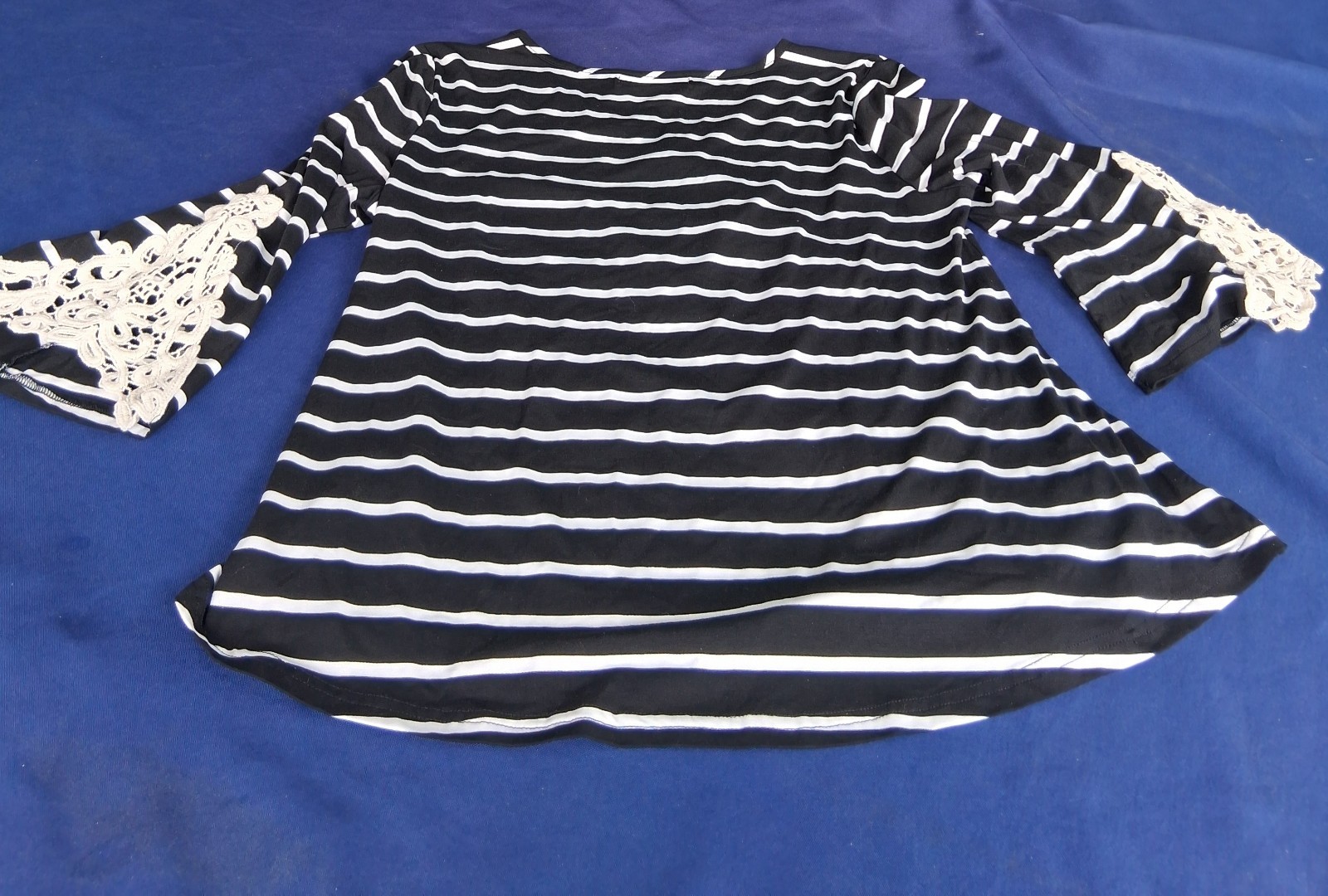 Stem And Vine Chevron Stripe Womens Large 3/4 Sleeves