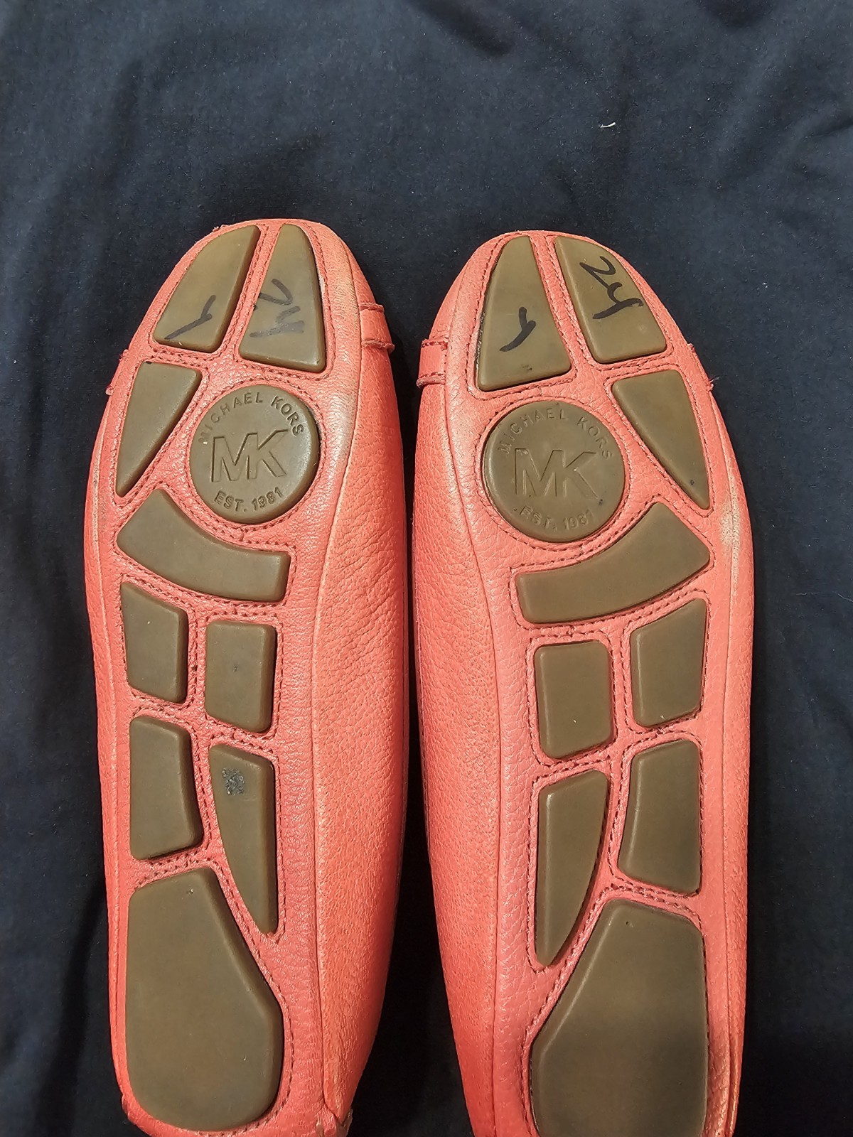 Michael Kors Fulton Flats Size 7M Watermelon. Excellent Preowned Condition.