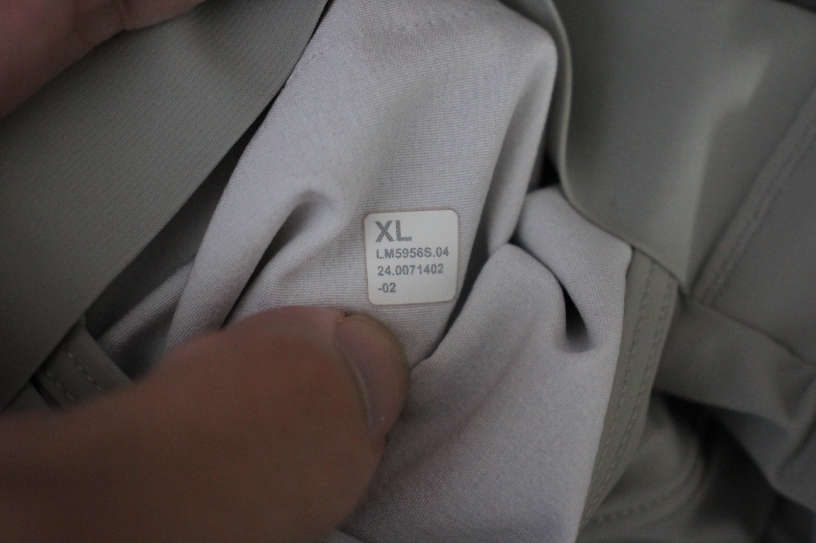 Lululemon Mens XL 32 x 28 Surge Nylon Blend Jogger Pants K744