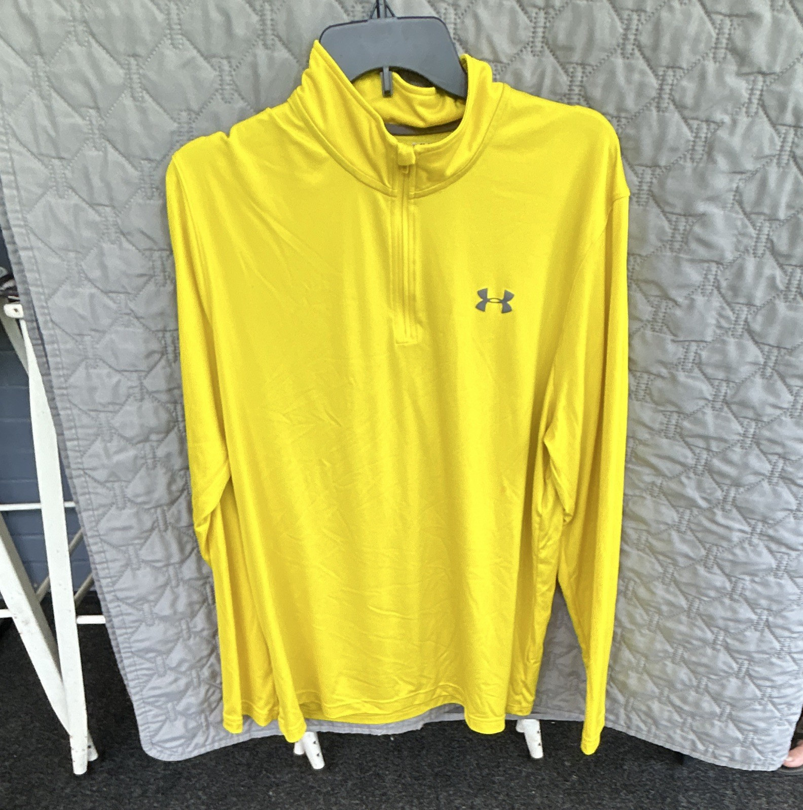 Under Armour HeatGear Men’s Mock Neck 1/4 Zip Long Sleeve Loose Yellow XL
