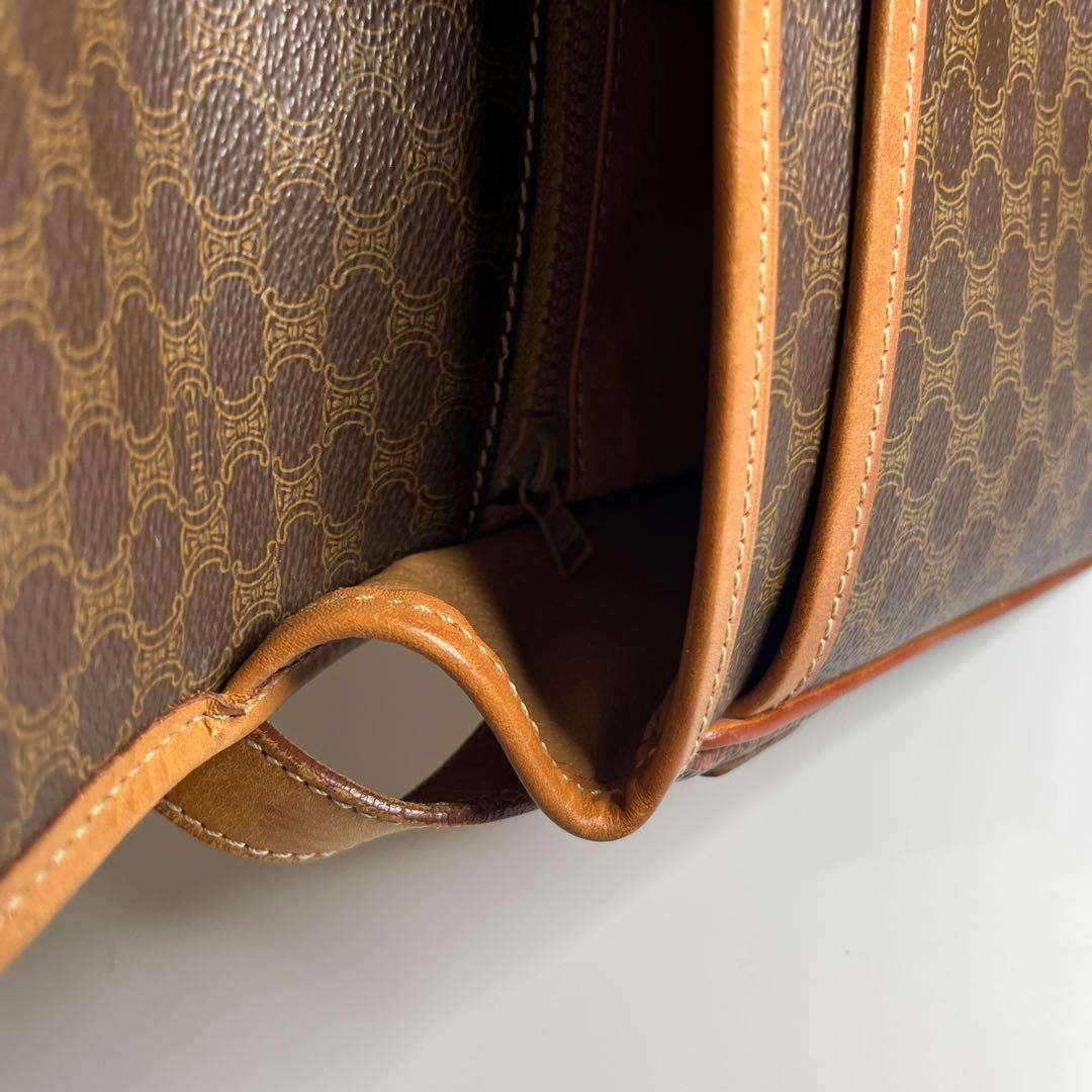 CELINE Vintage Leather Shoulder Bag M92 Black Women’s Crossbody Bag
