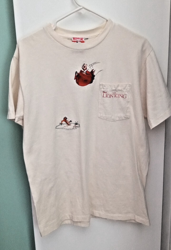 VTG Disney The Lion King Timon & Pumbaa Embordered Single Stitch Pocket T Shirt