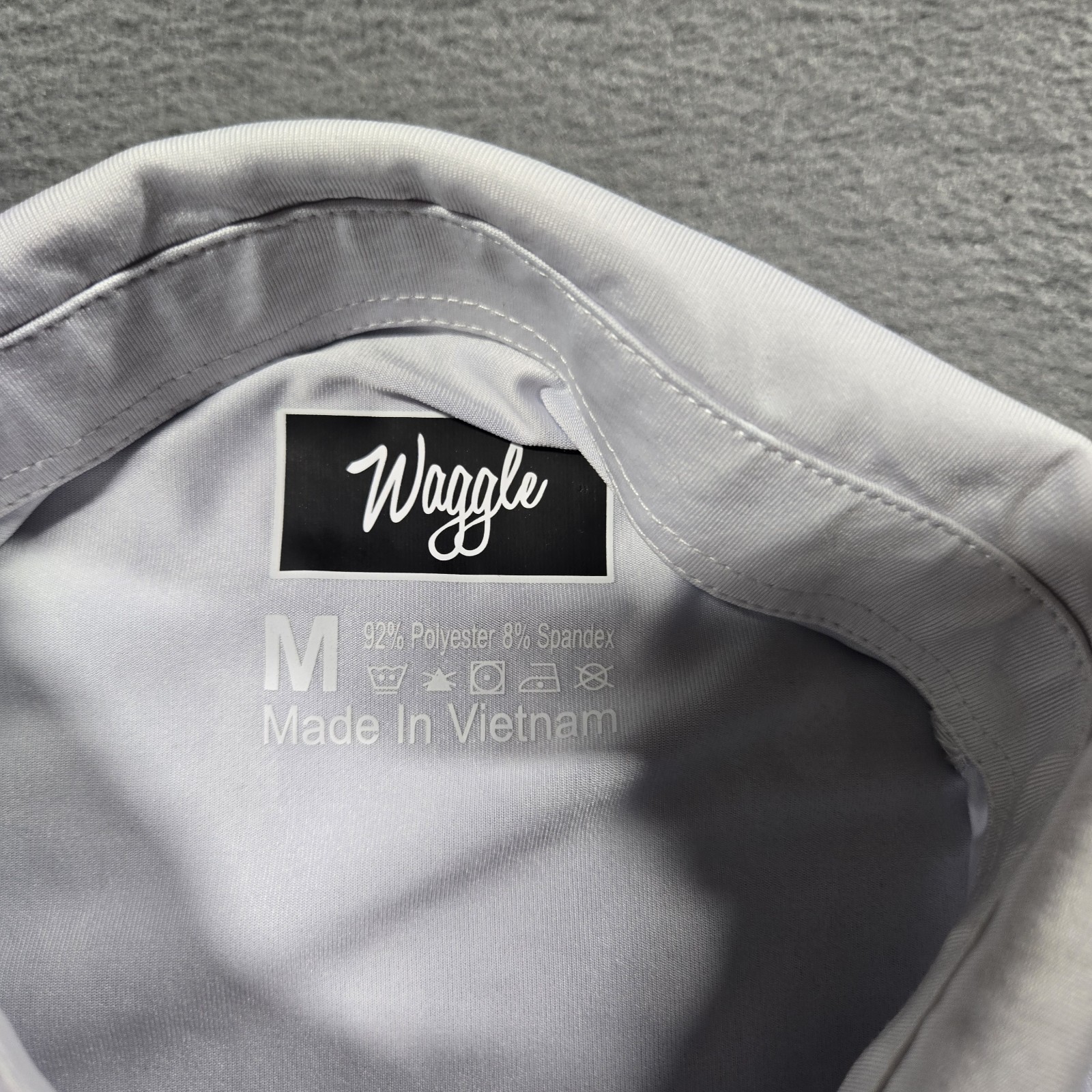 Waggle Polo Golf Shirt – Mens Size M – Performance Stretch Pineapple Geometric