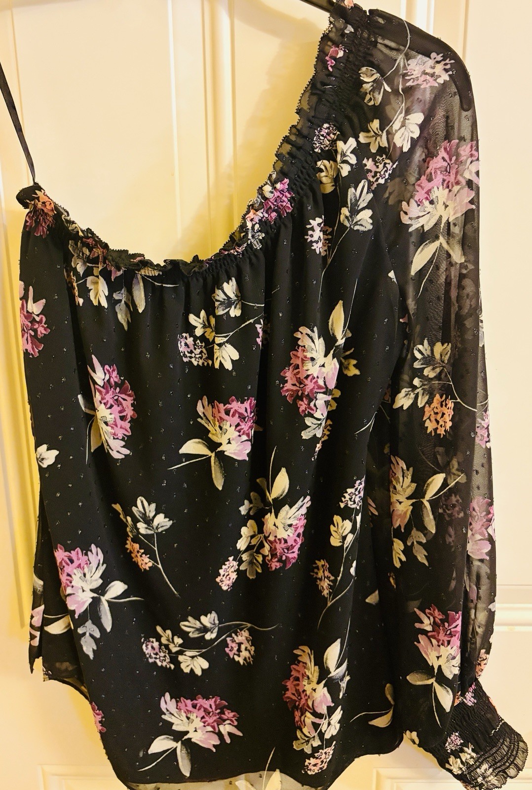 white house black market top medium