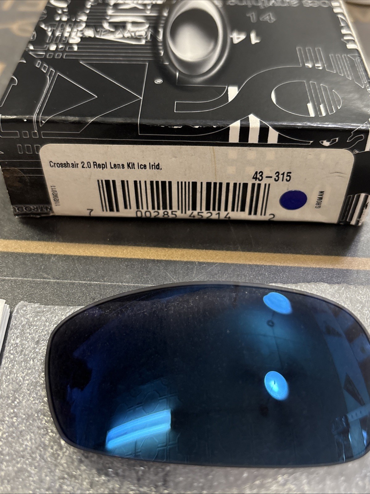 ****Oakle Crosshair 2.0 Ice Iridium Lenses Brand New W Box Fast S/H****