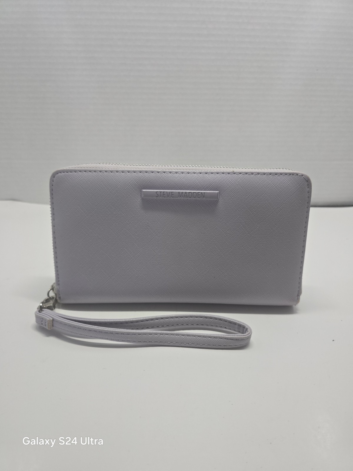 NWT Steve Madden LILAC Zip Around Wallet Wristlest BZIPP Lavender