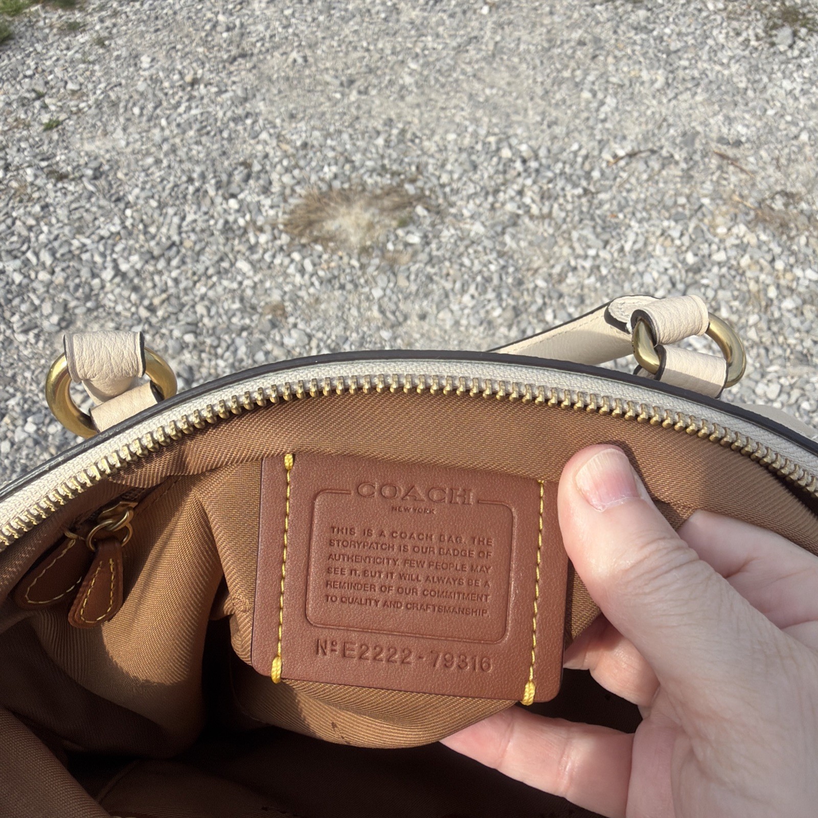 COACH ELISE Ivory Pebbles LEATHER CROSSBODY 79316 SATCHEL CONVERTIBLE