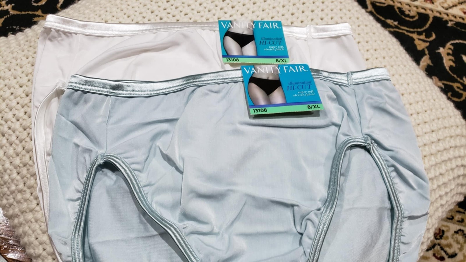 2pr Vanity Fair #13108 in Sz 8 Women’s Illumination Hi Cut Panty White/Pale Gr