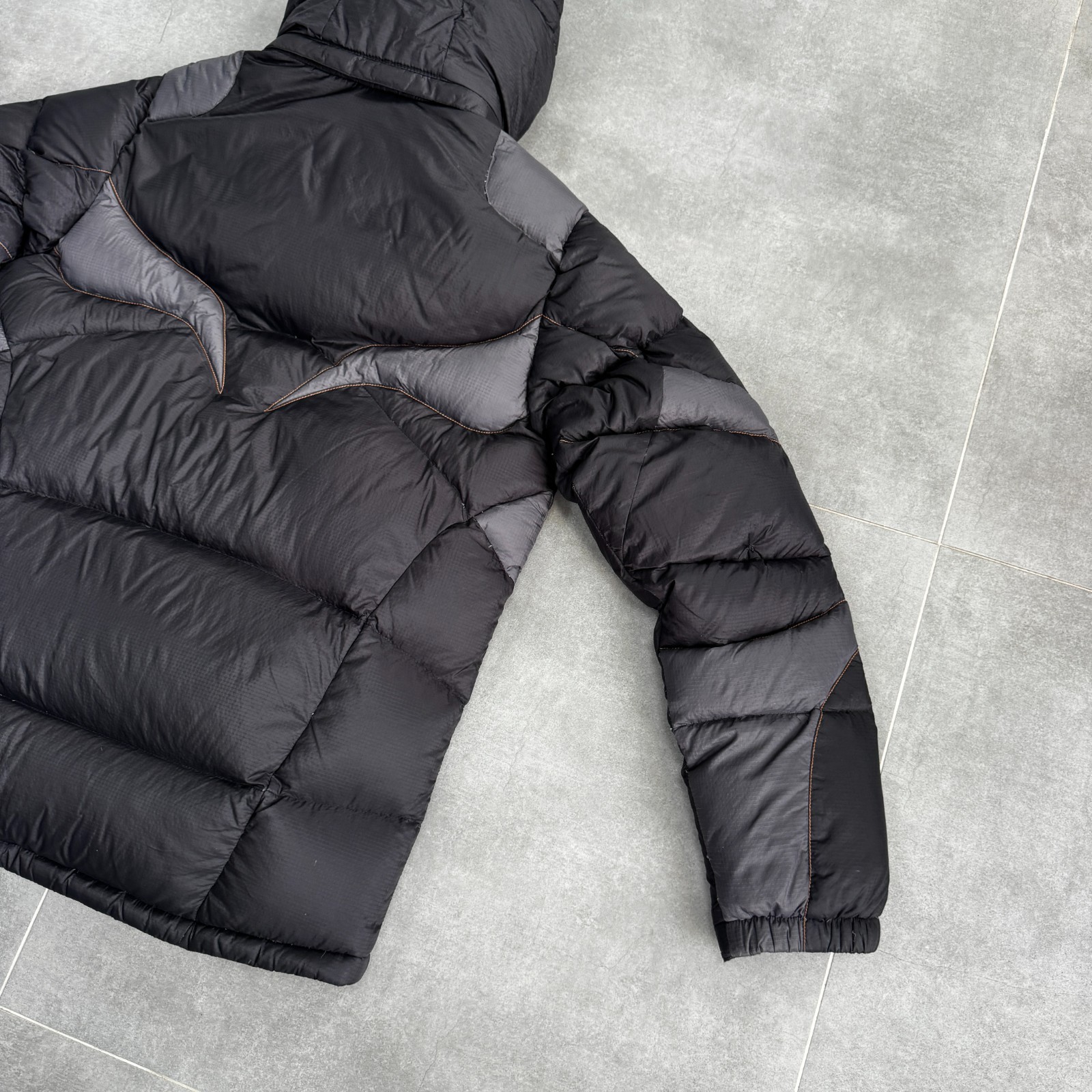 Black Yak Men Extreme Lightweight Down Jacket Gorpcore Size 100 / L