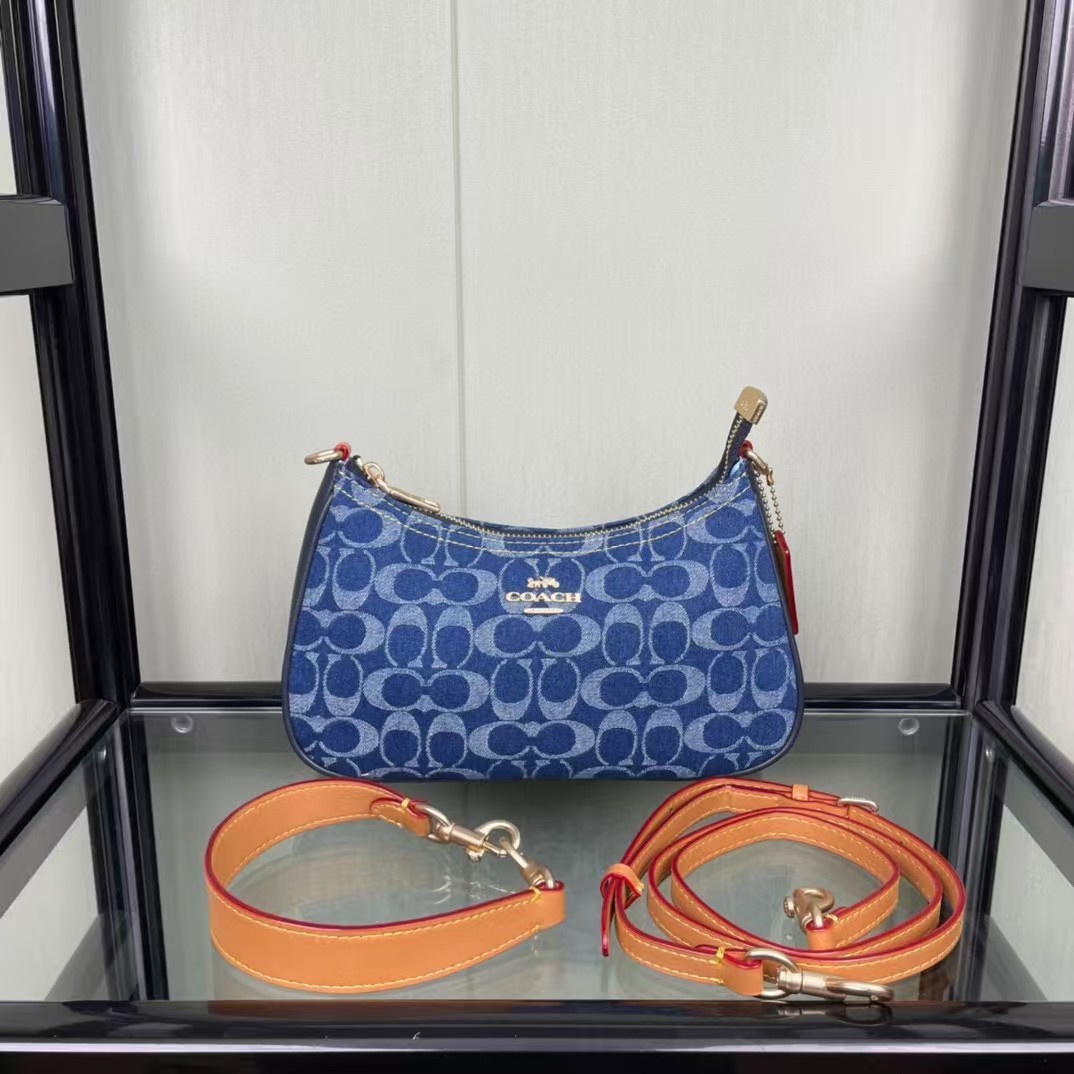 COACH Denim Women’s Shoulder Bag – Without Cherry Pendant