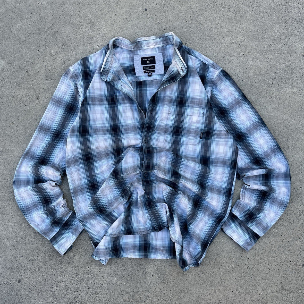 Quiksilver Modern Fit Plaid Long Sleeve Button-Up Shirt L Blue Gray White