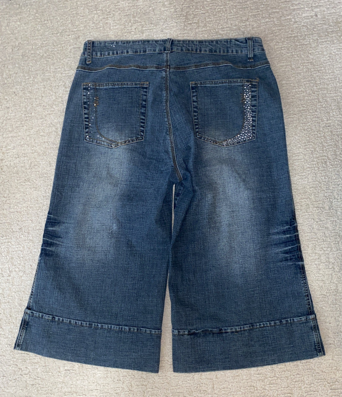 APOLLO JEANS Women’s Capri With Silver Stud Designs Size-21/22