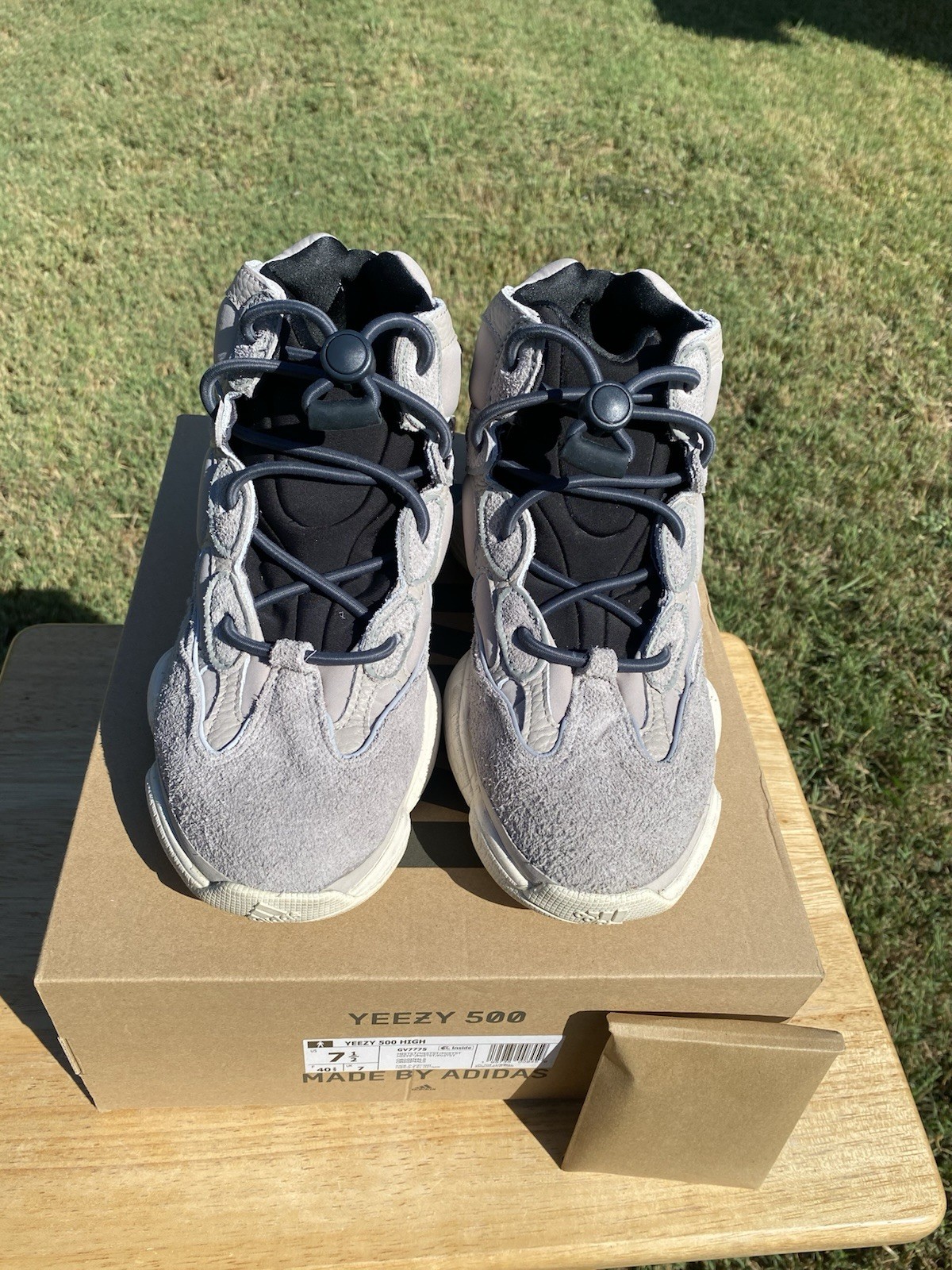 Size 7.5 – adidas Yeezy 500 High Mist Stone