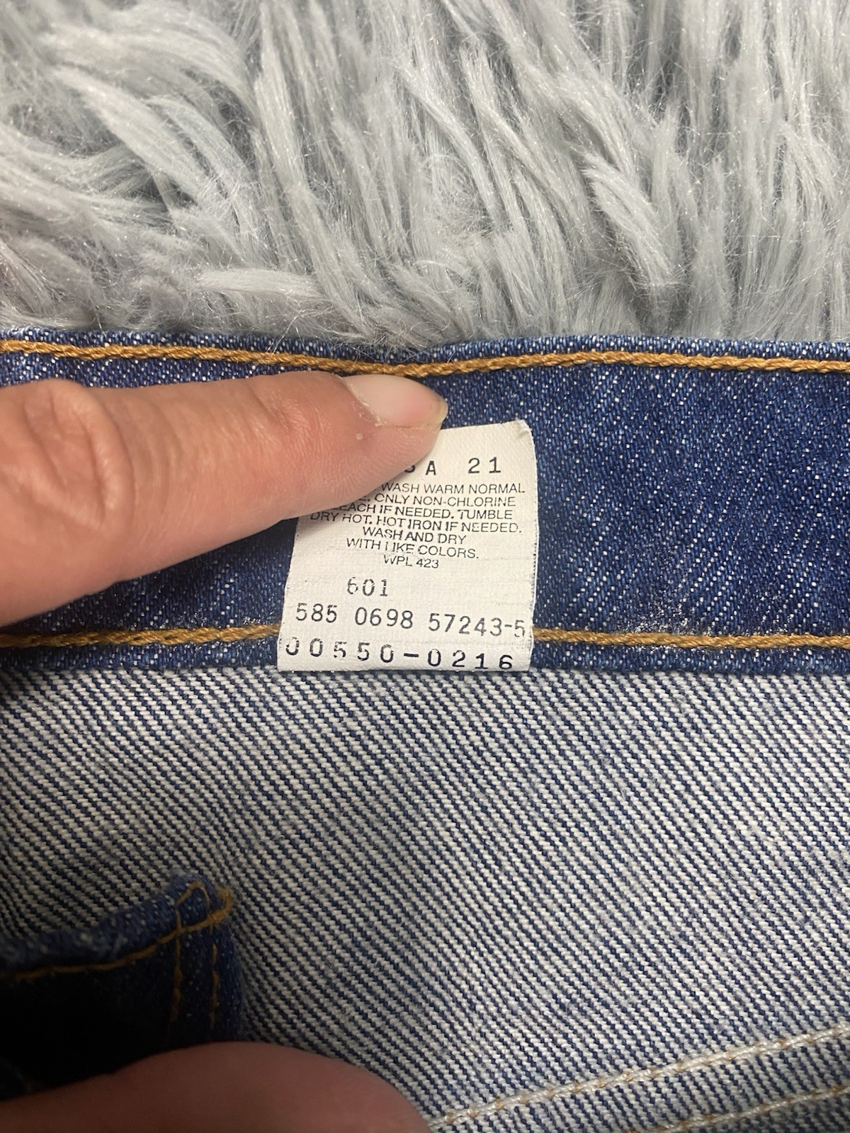 Vintage Levi’s 550 Jeans Mens 35×30 Relaxed Fit Medium Wash Made In USA